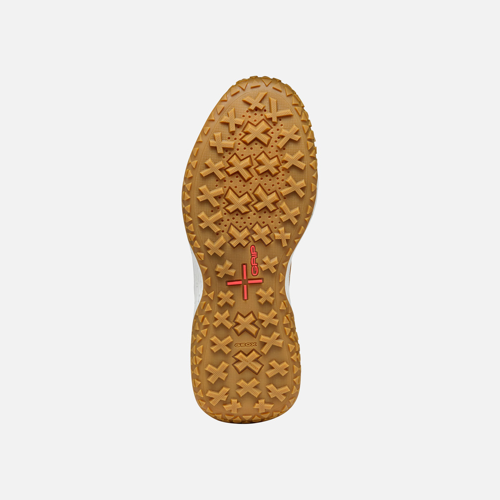 Oliviera + Grip Woman