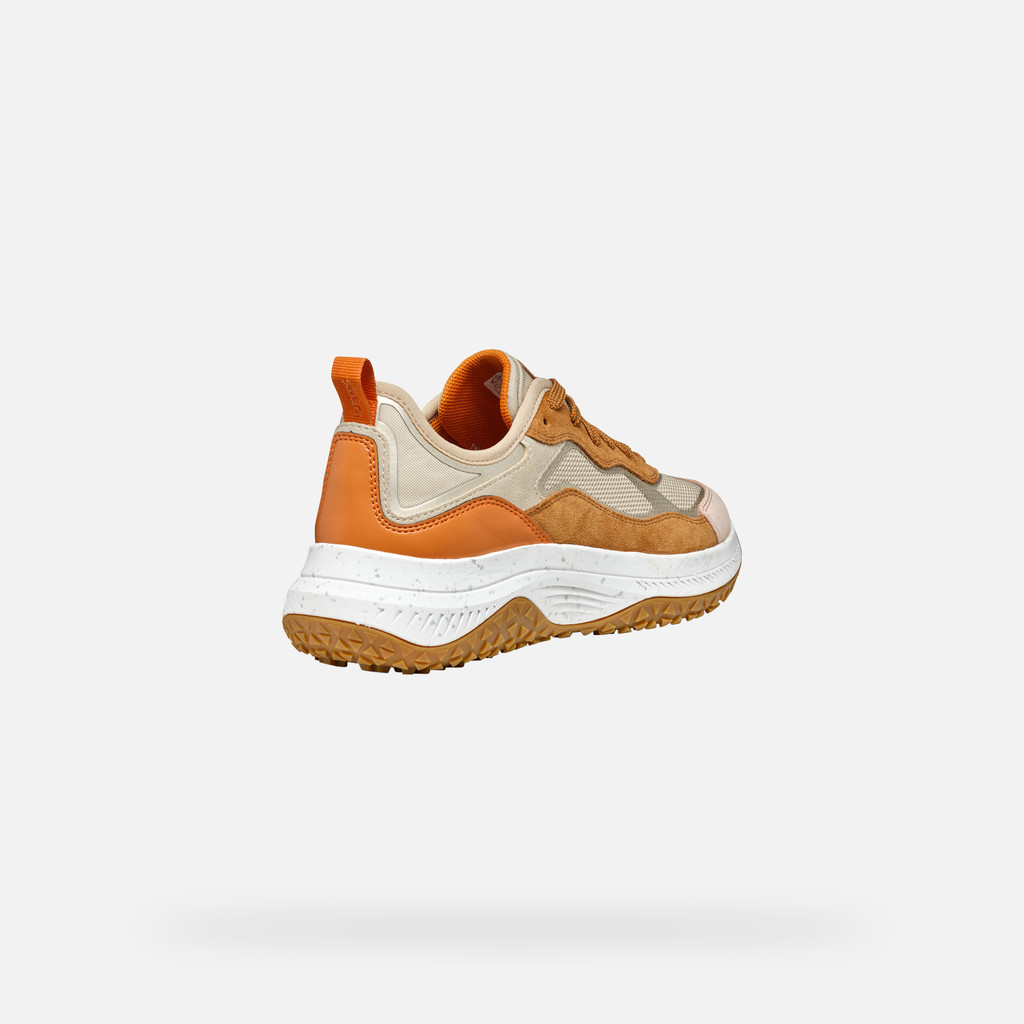 Oliviera + Grip Woman