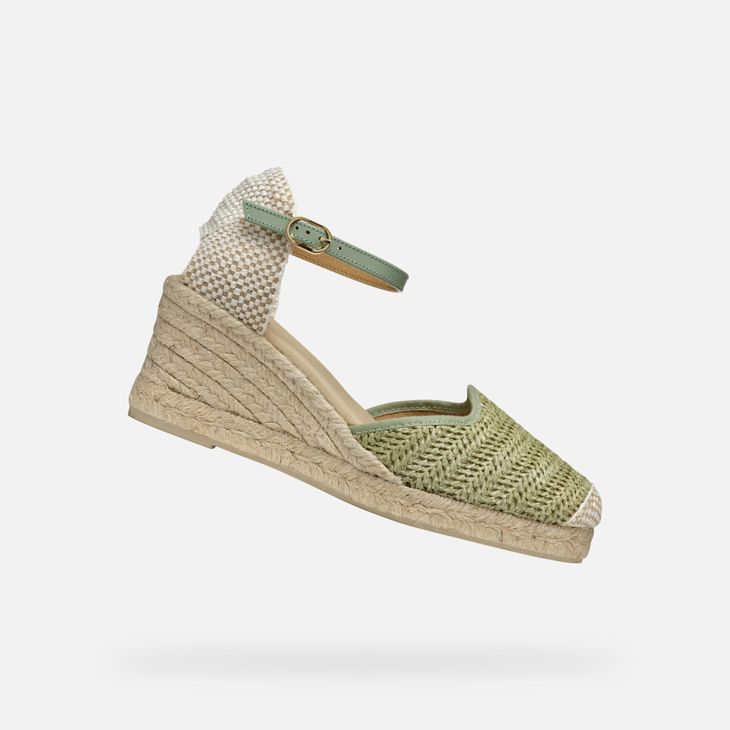 Gelsa Low Woman