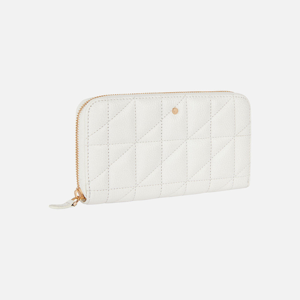 Wallet Woman