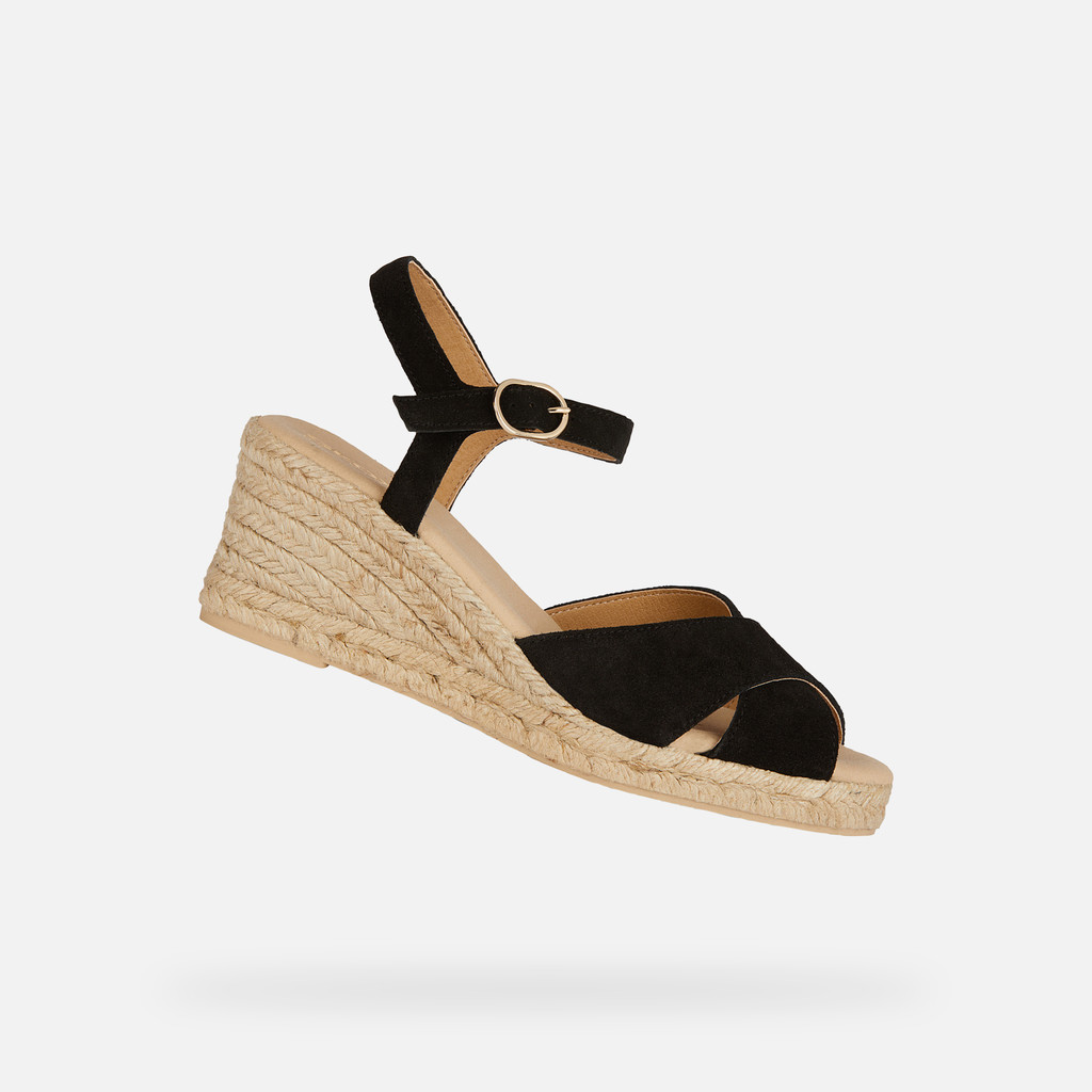 Gelsa Low Woman