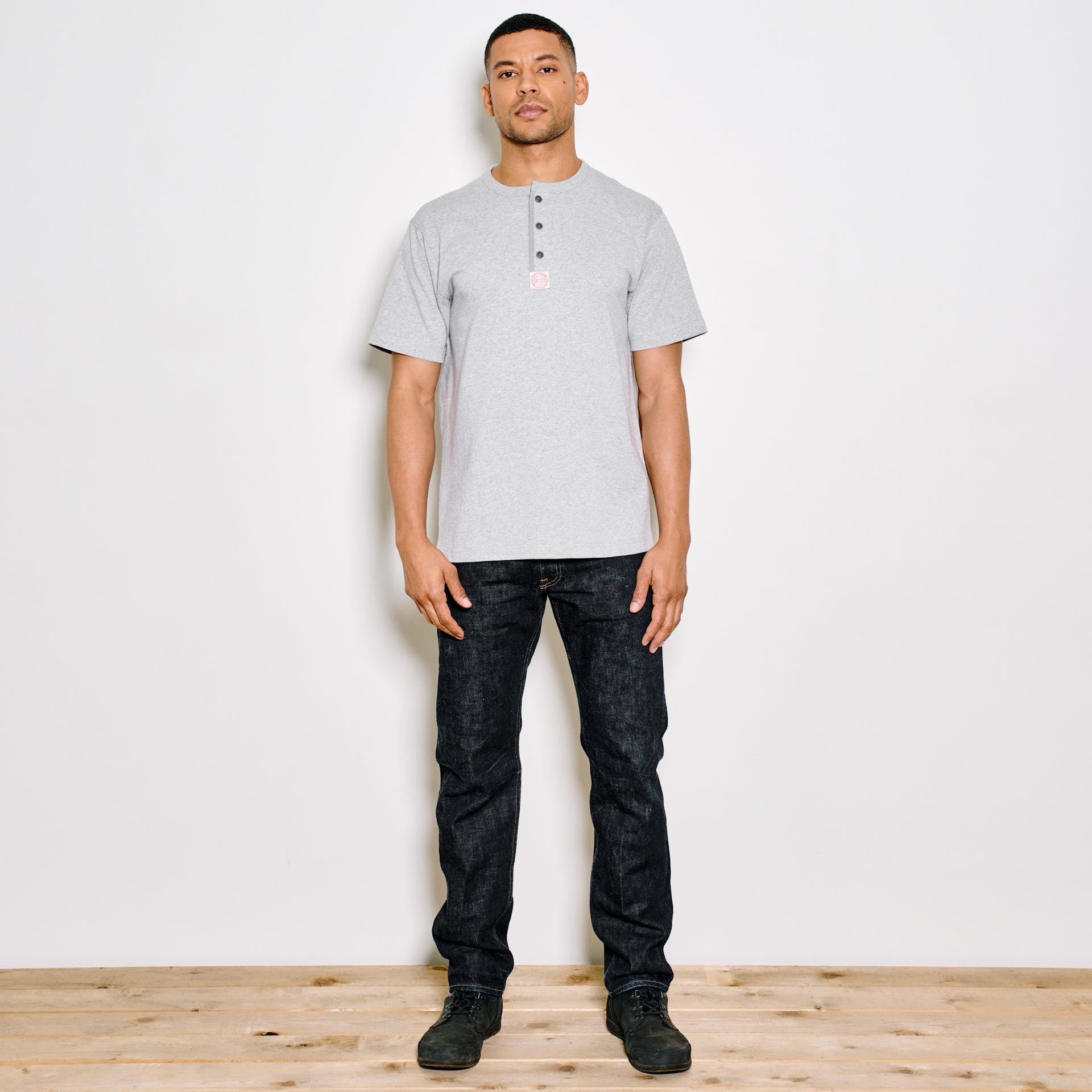 Frontier Henley T-shirt