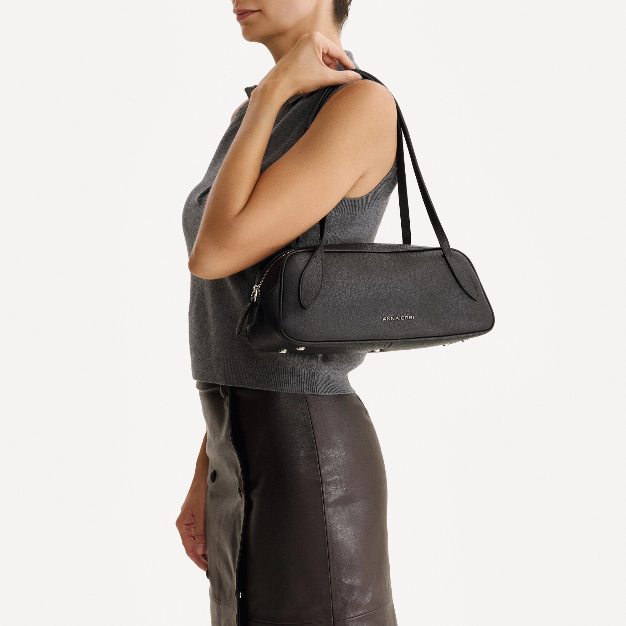 Women Leather Hand Bag MUNA 02 BOTTALATO BlLACK