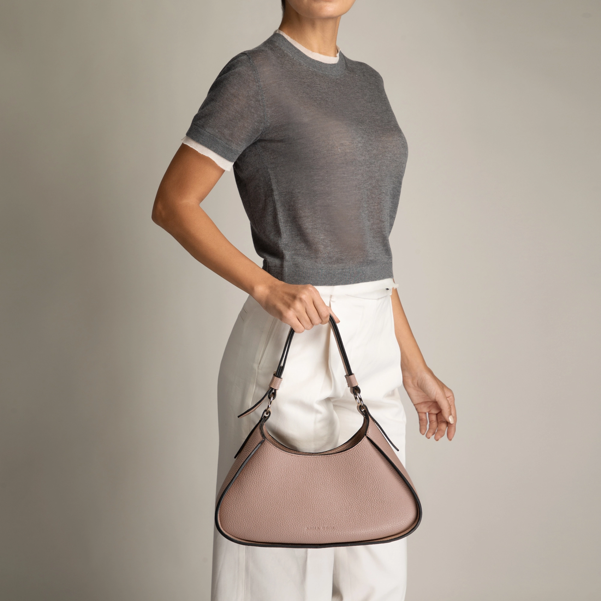 Women Leather Shoulder Bag GELIA 02 BOTTALATO NUDE