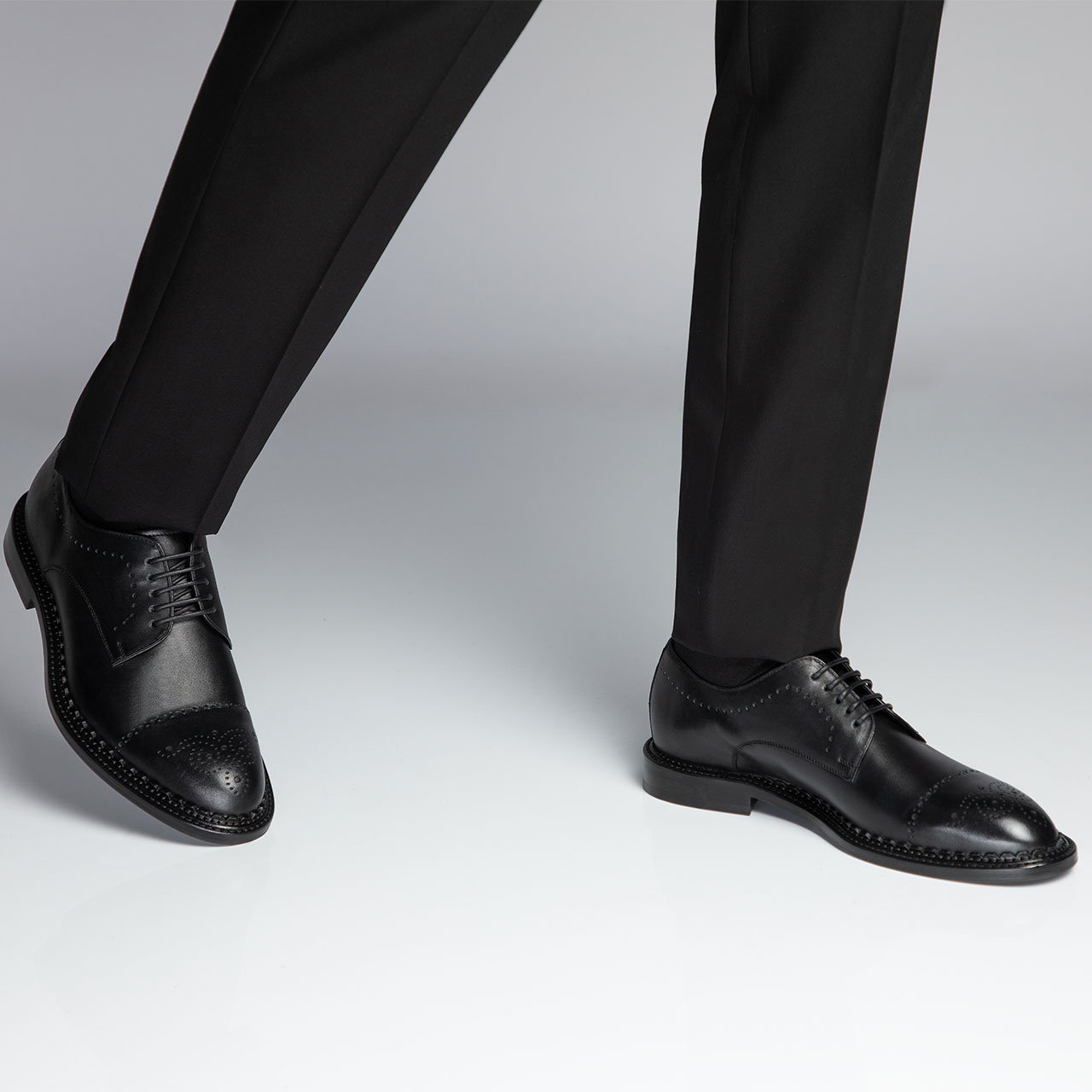 7027 Vitello Negru