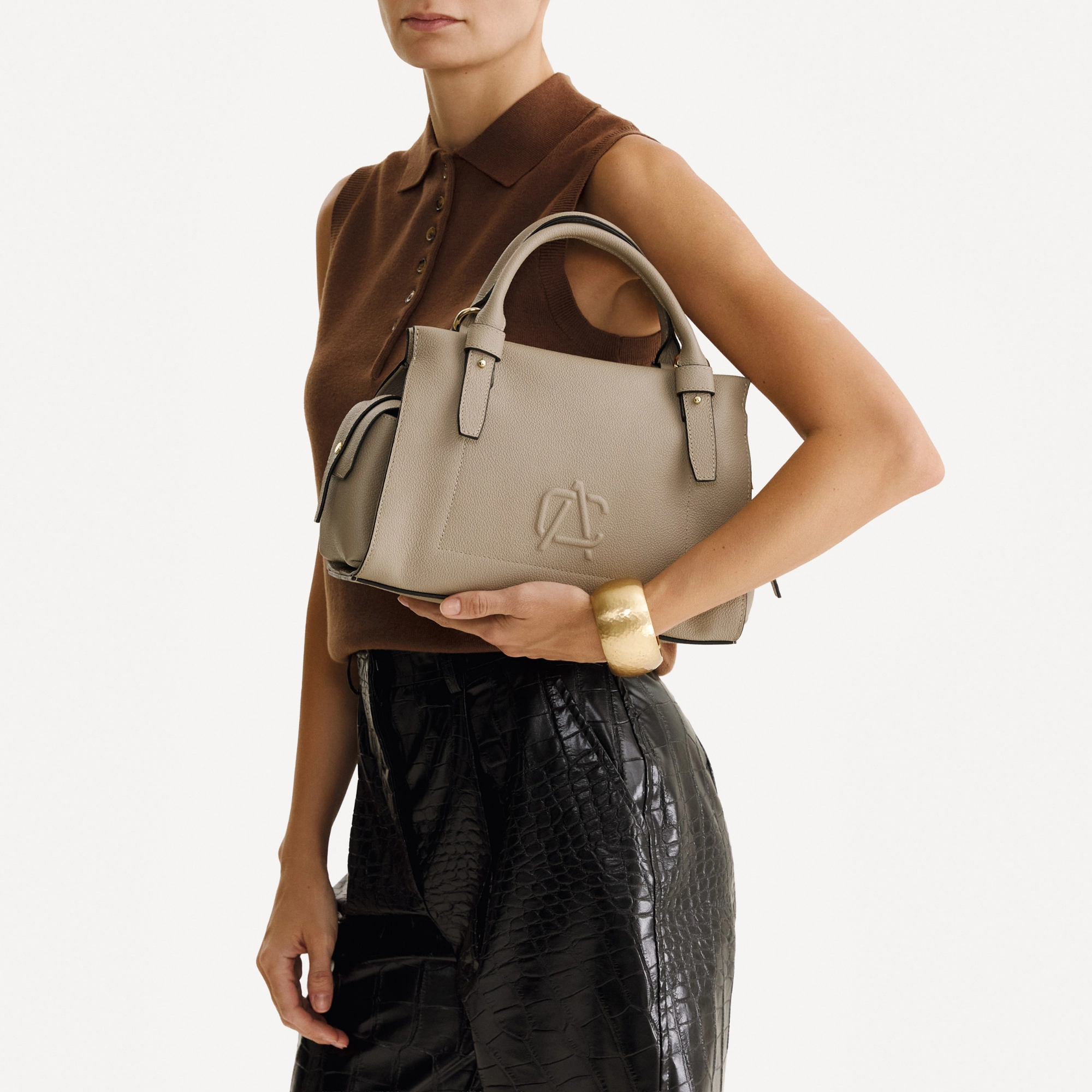 Women Leather Handbag BECA 02 BOTTALATO TAUPE