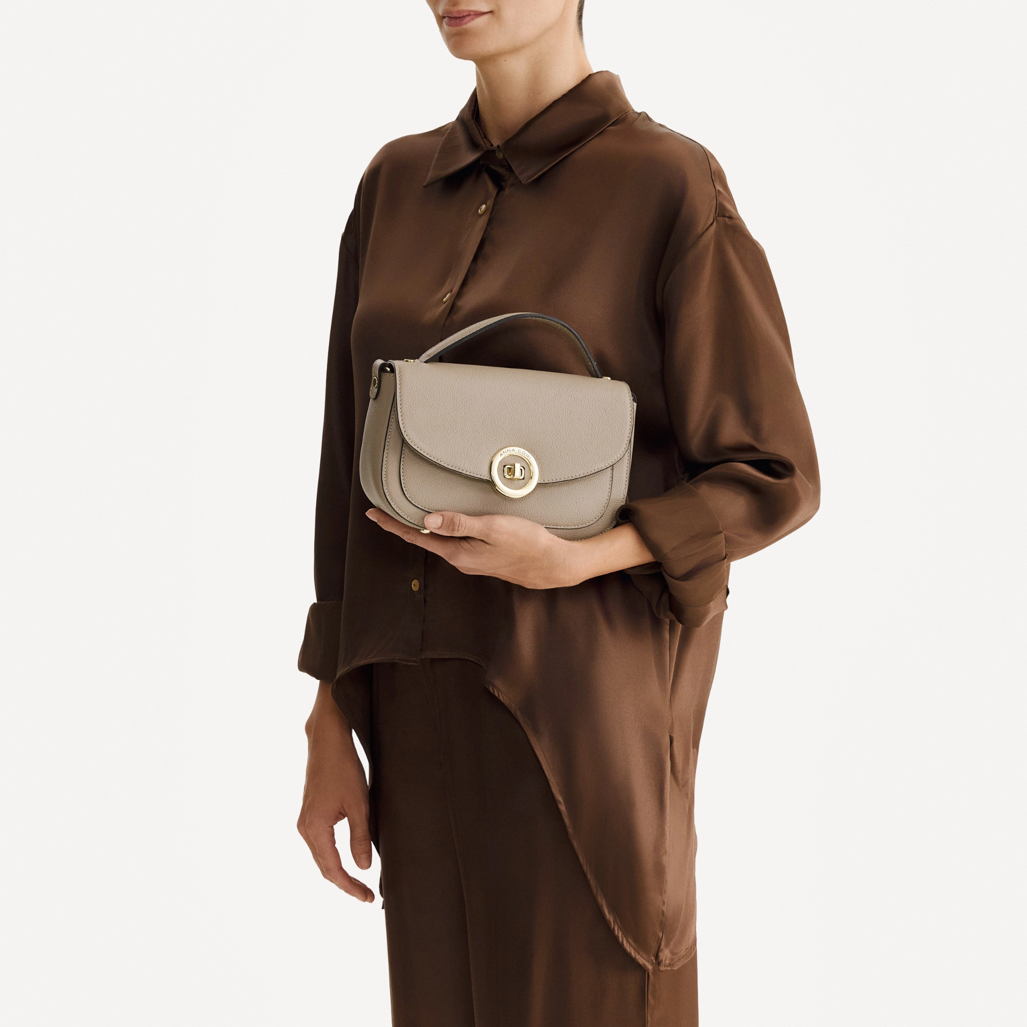 Women Leather Handbag ENA 04 BOTTALATO TAUPE