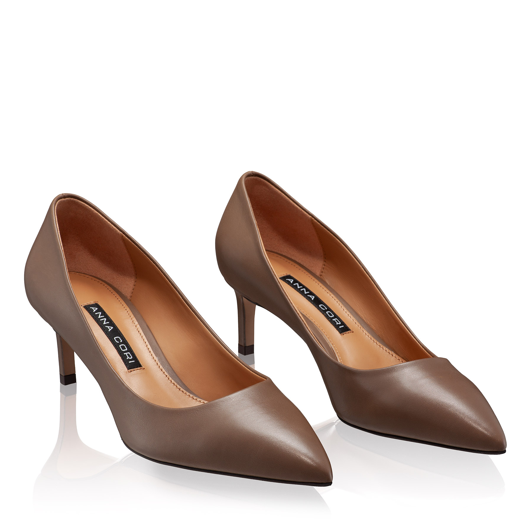 Mid-heel Pointed Toe Pumps 8220 8220 Vitello Palude