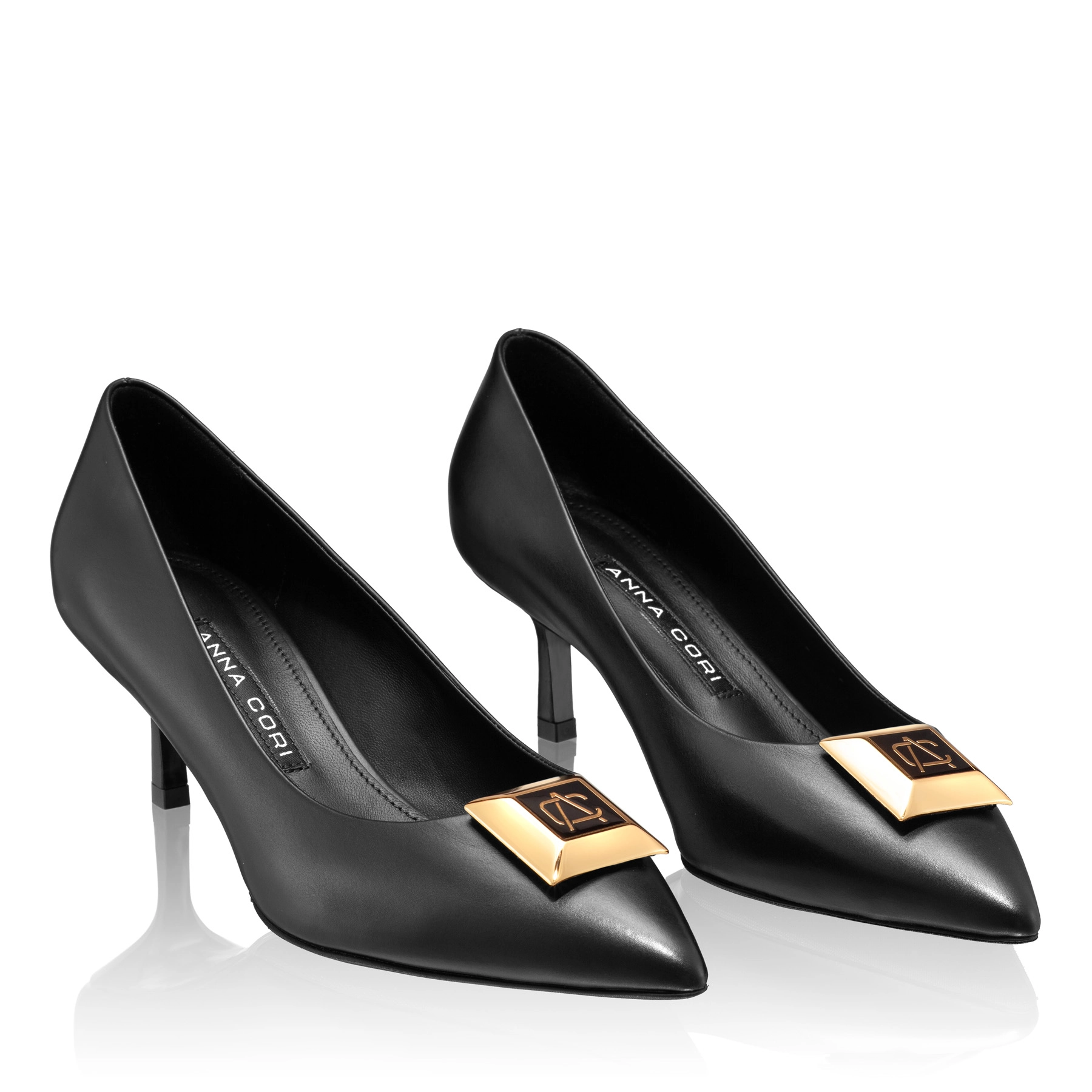 8069 Vitello Black