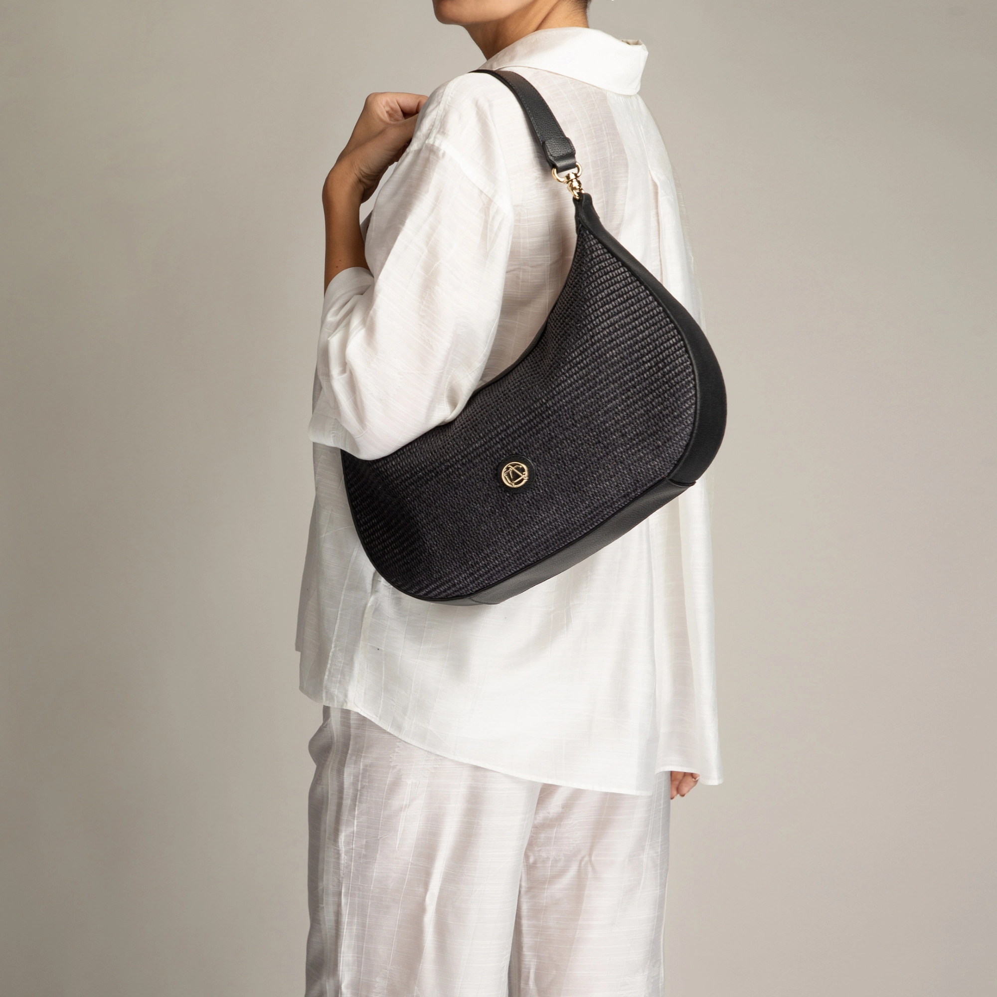 INGA 02 BOTT+RAFIA BLACK