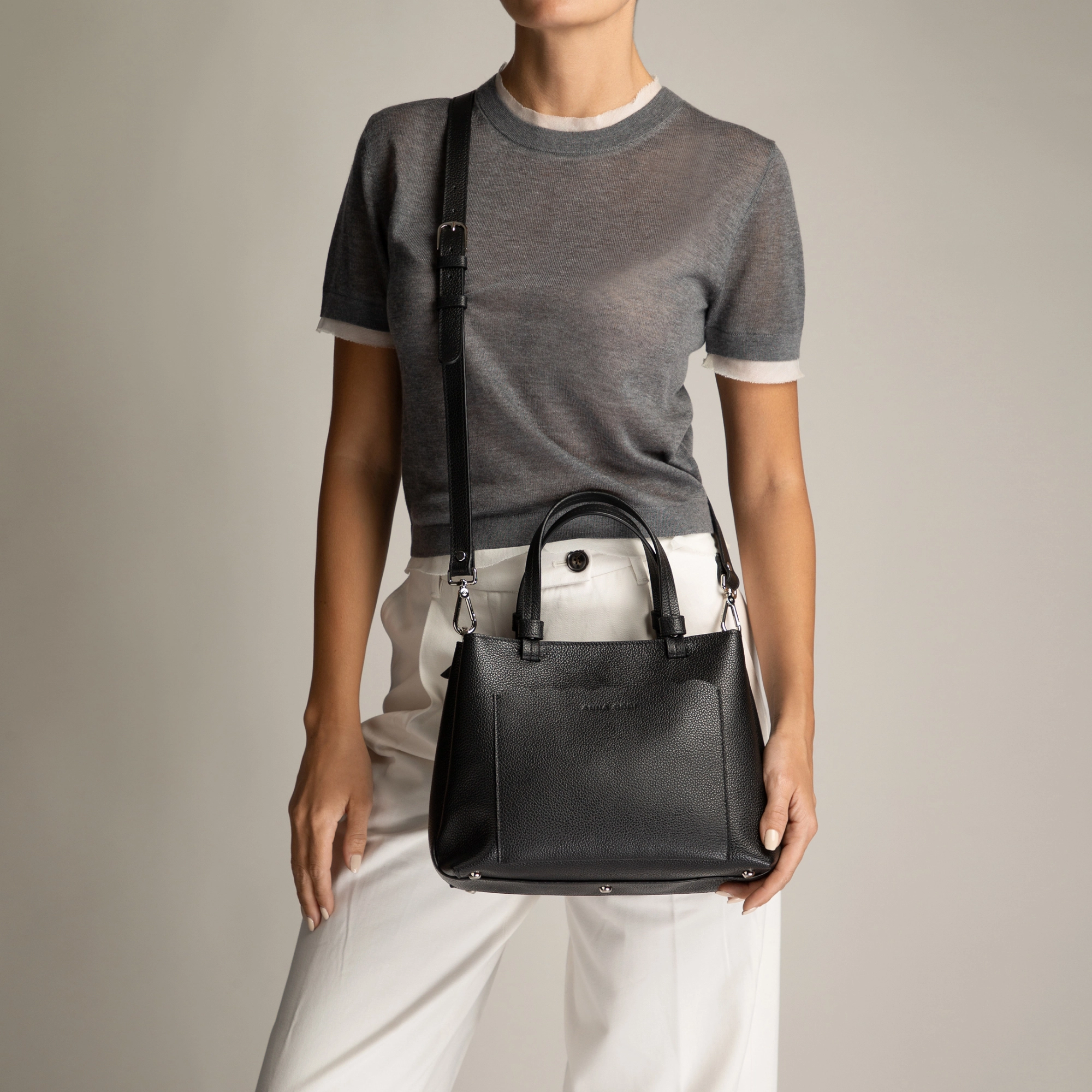 Women Leather Hand Bag CAYA 02 BOTTALATO BLACK