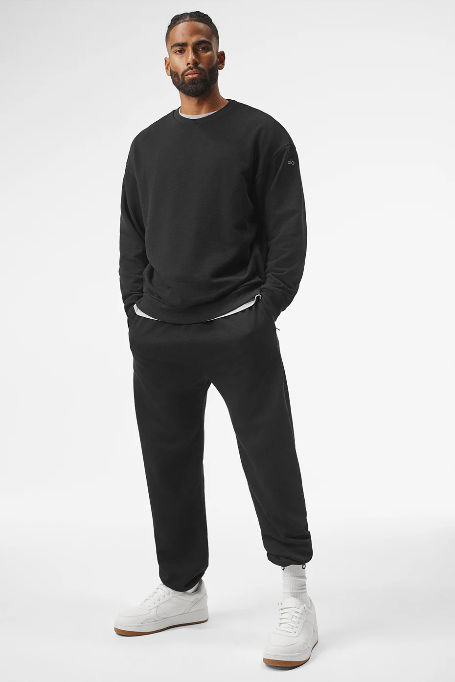 Chill Crew Neck Pullover - Black