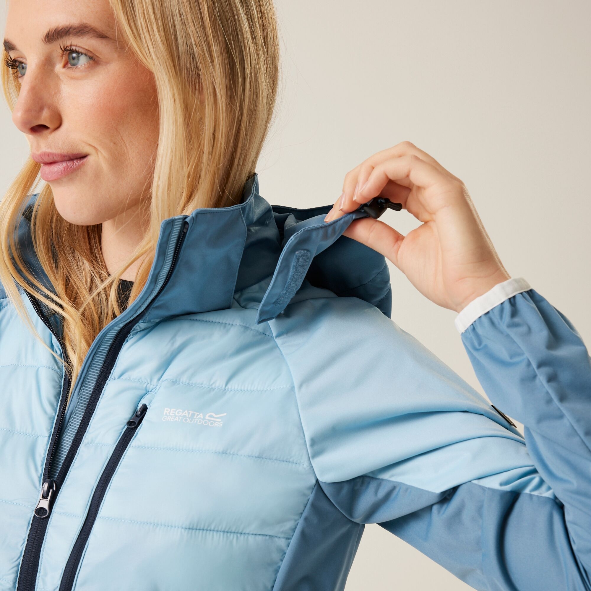 Women's Pro Hybrid Jacket | Clear Sky Coronet Blue