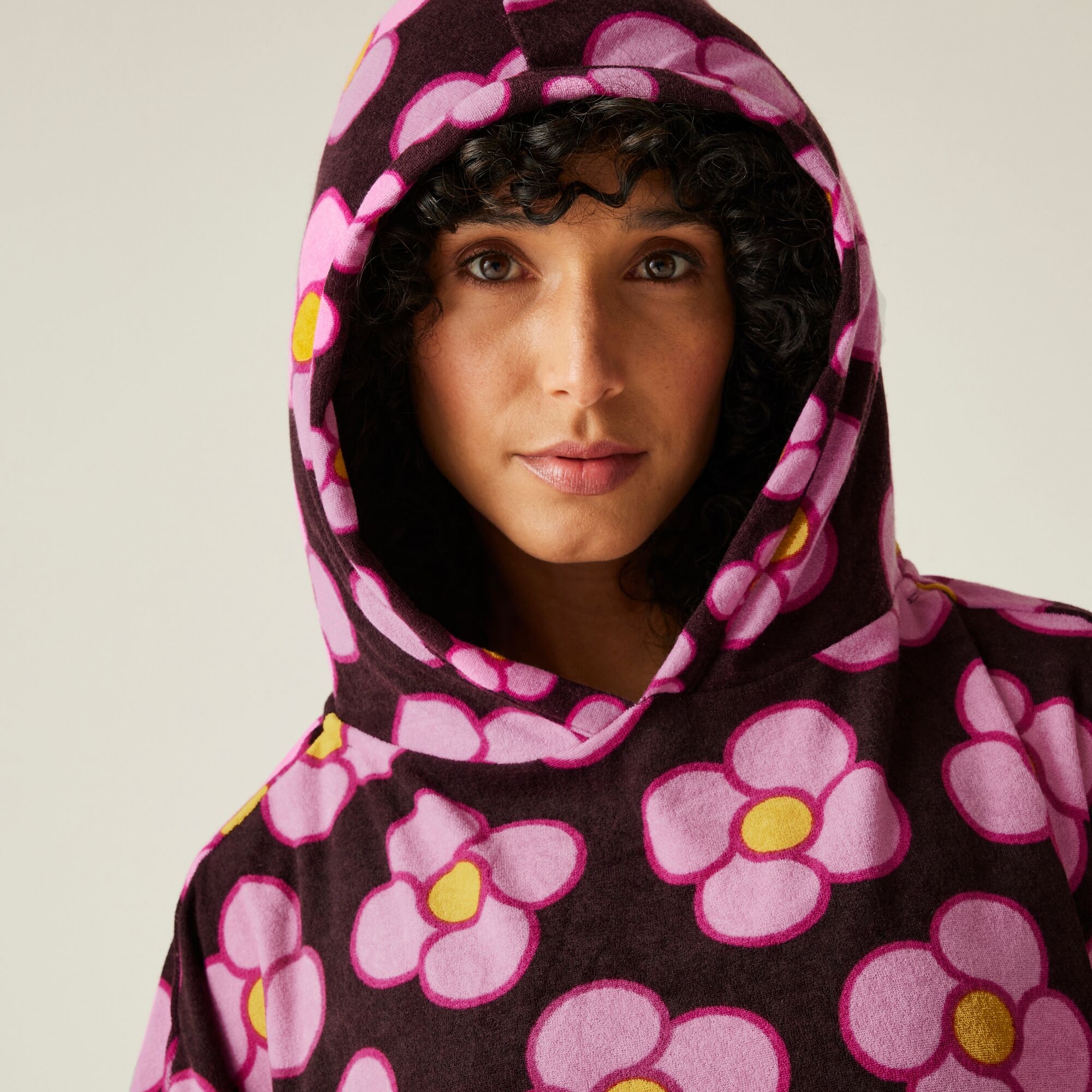 Orla Kiely Towelling II Robe | Spinning Flower Morello
