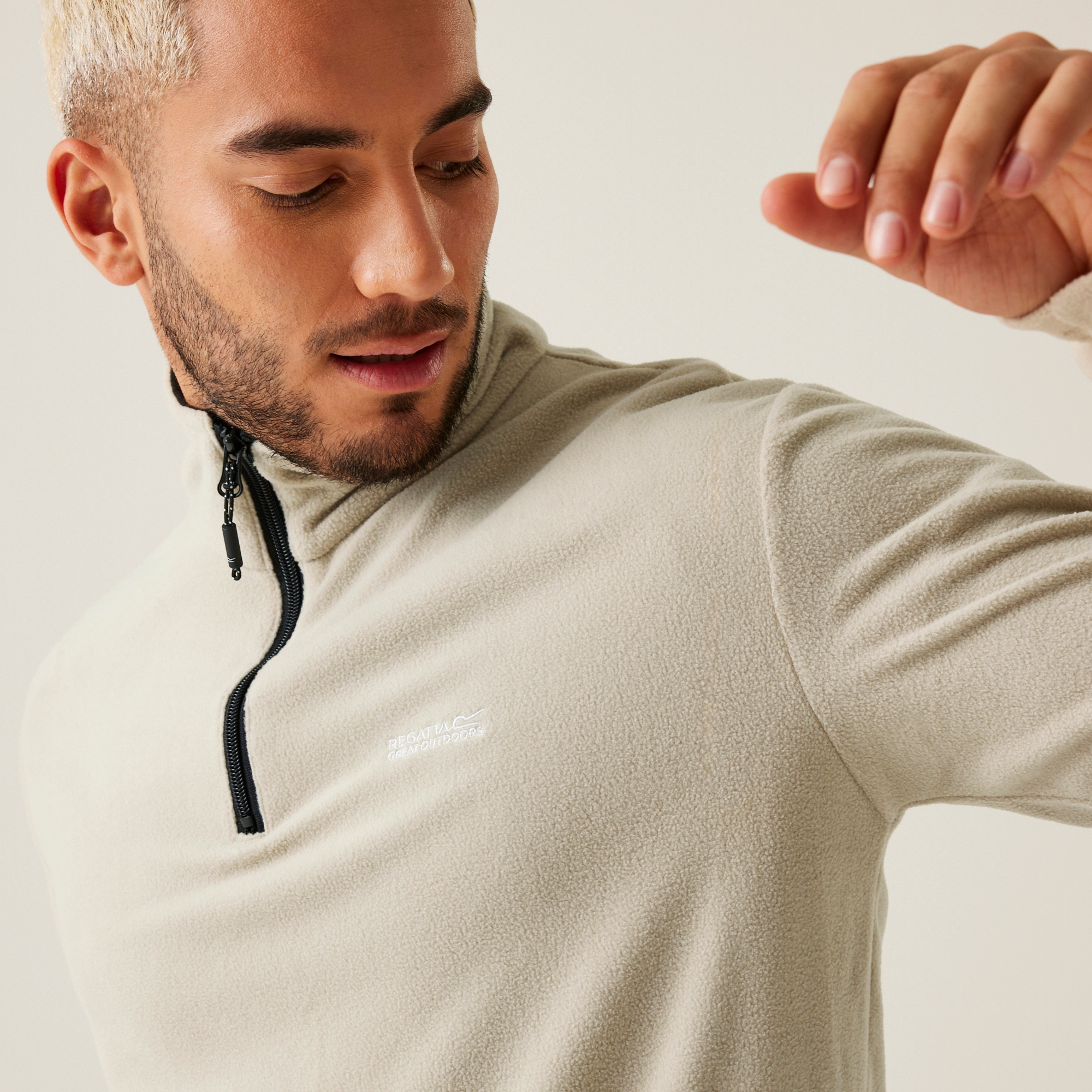 Men's Thompson Lightweight Half Zip Fleece | Abbeystone