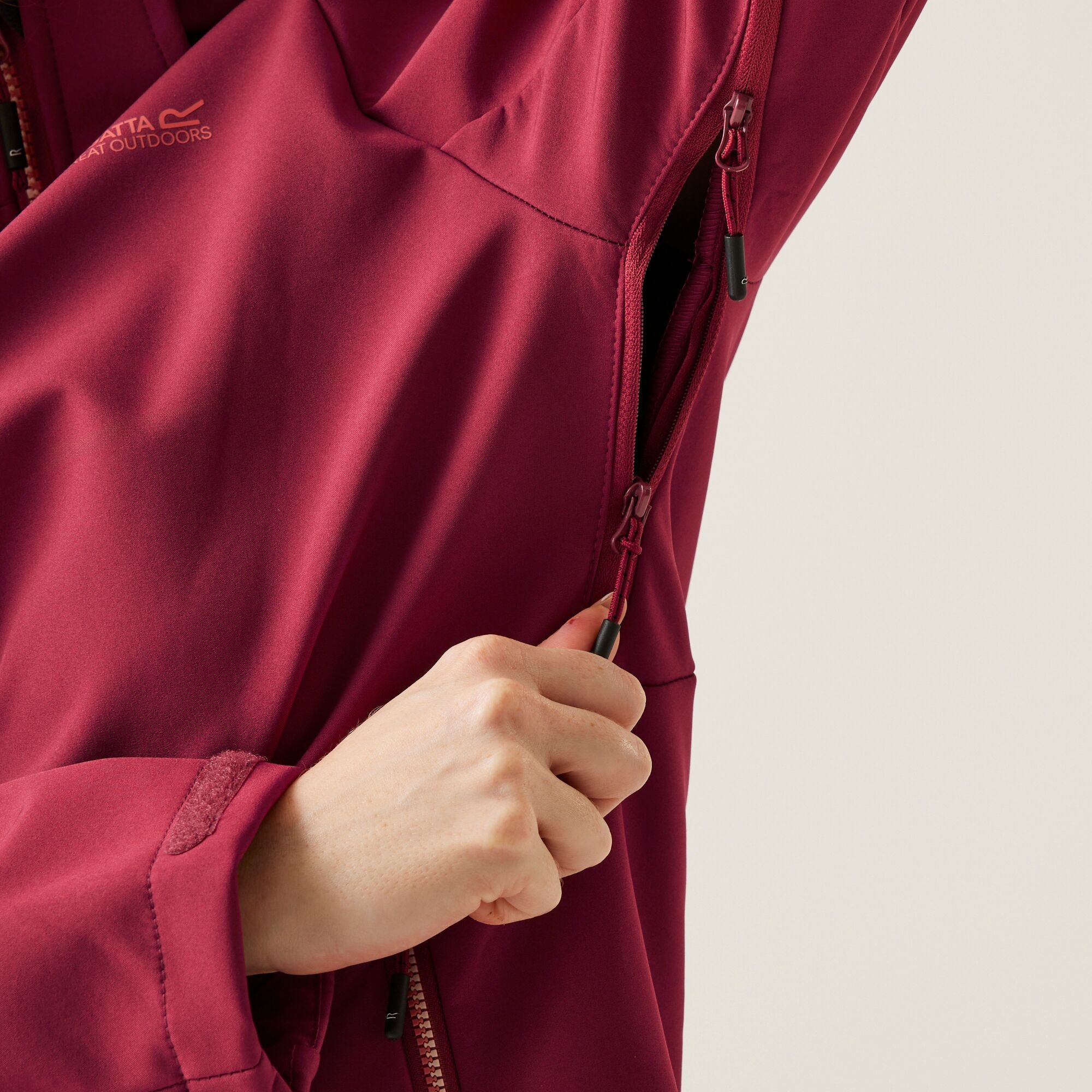 Women's Desoto X Softshell Jacket | Rumba Red