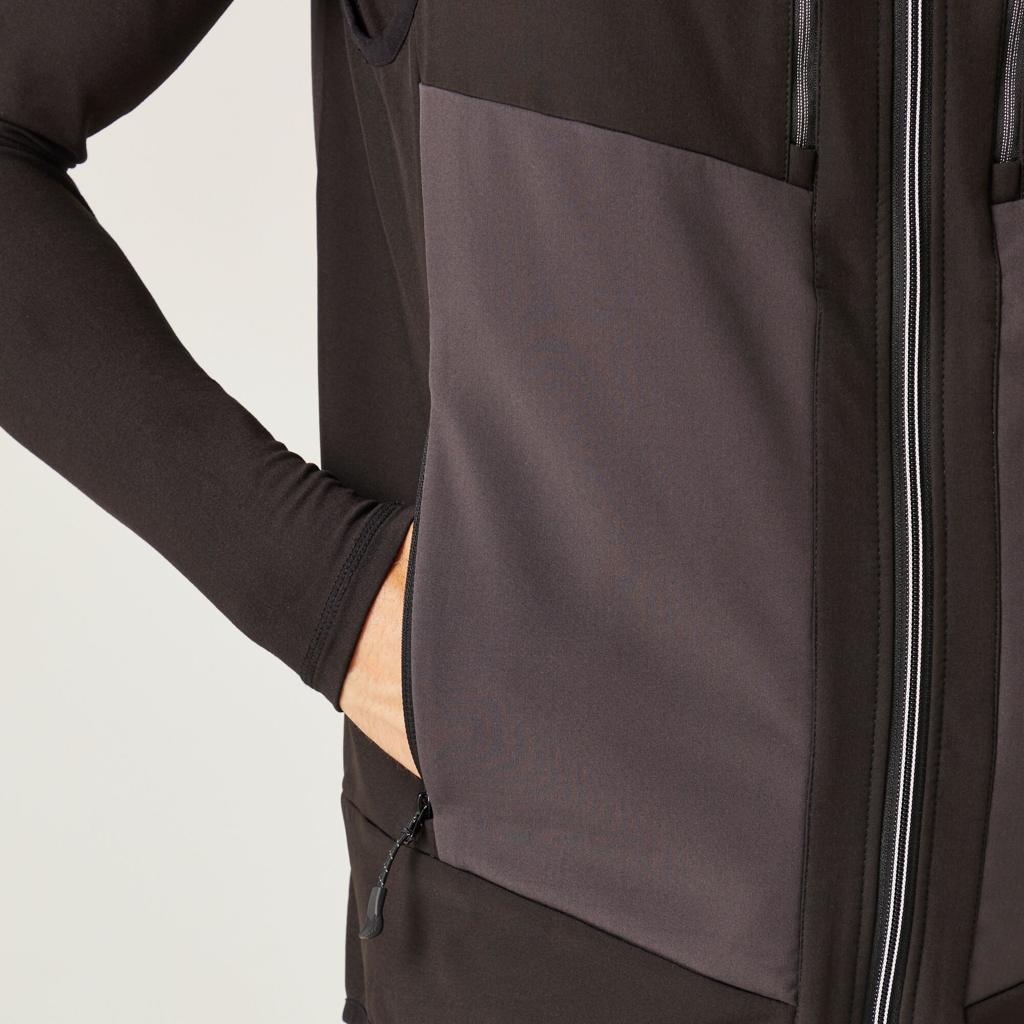 Men's E-Volve 2 Layer Softshell Bodywarmer | Ash Black