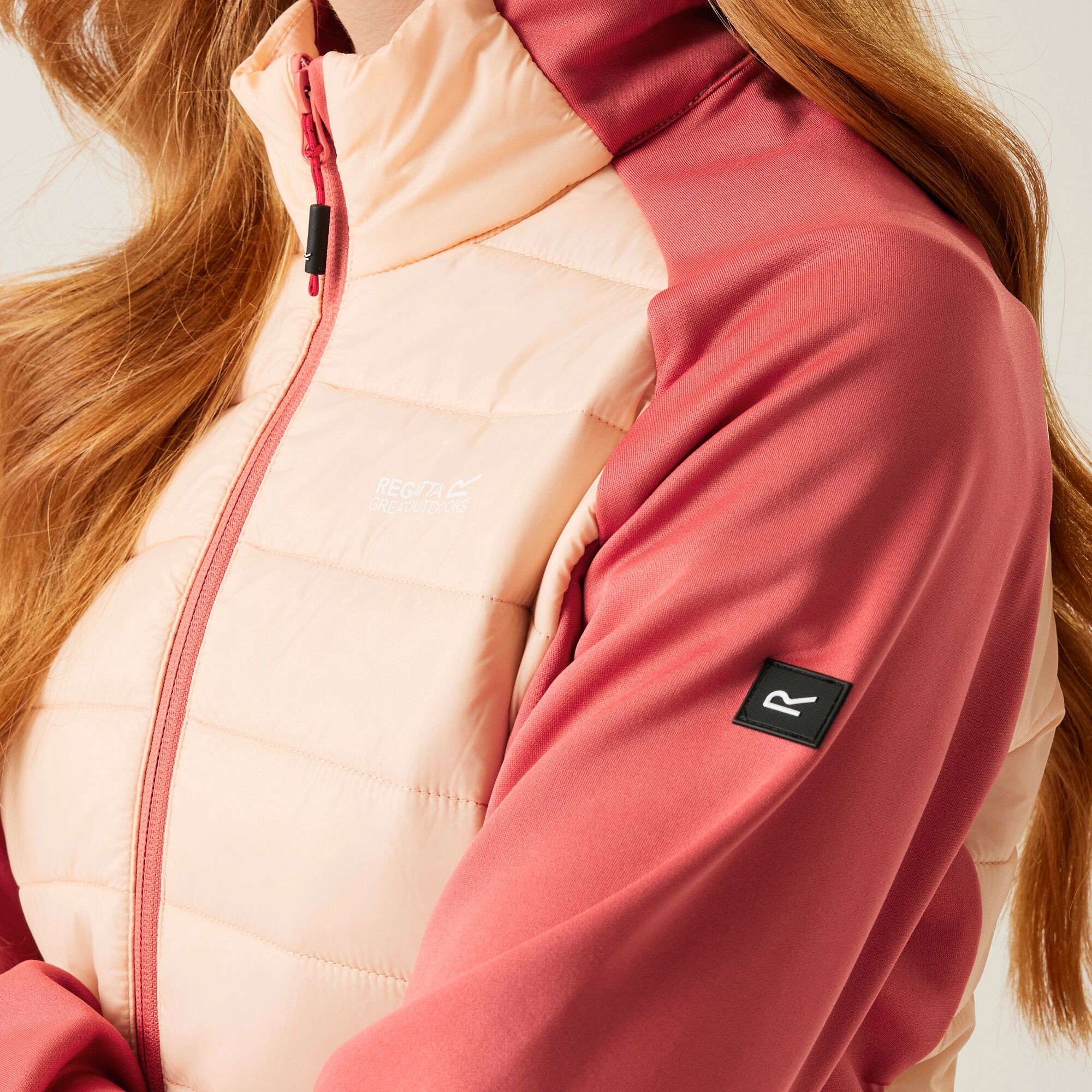 Women's Clumber V Hybrid Jacket | Peach Parfait Mineral Red
