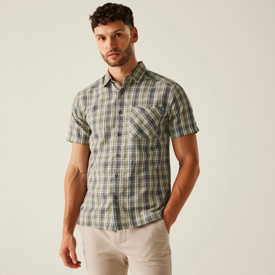 Men's Mindano IX Short Sleeve Shirt | Navy Triangle Print