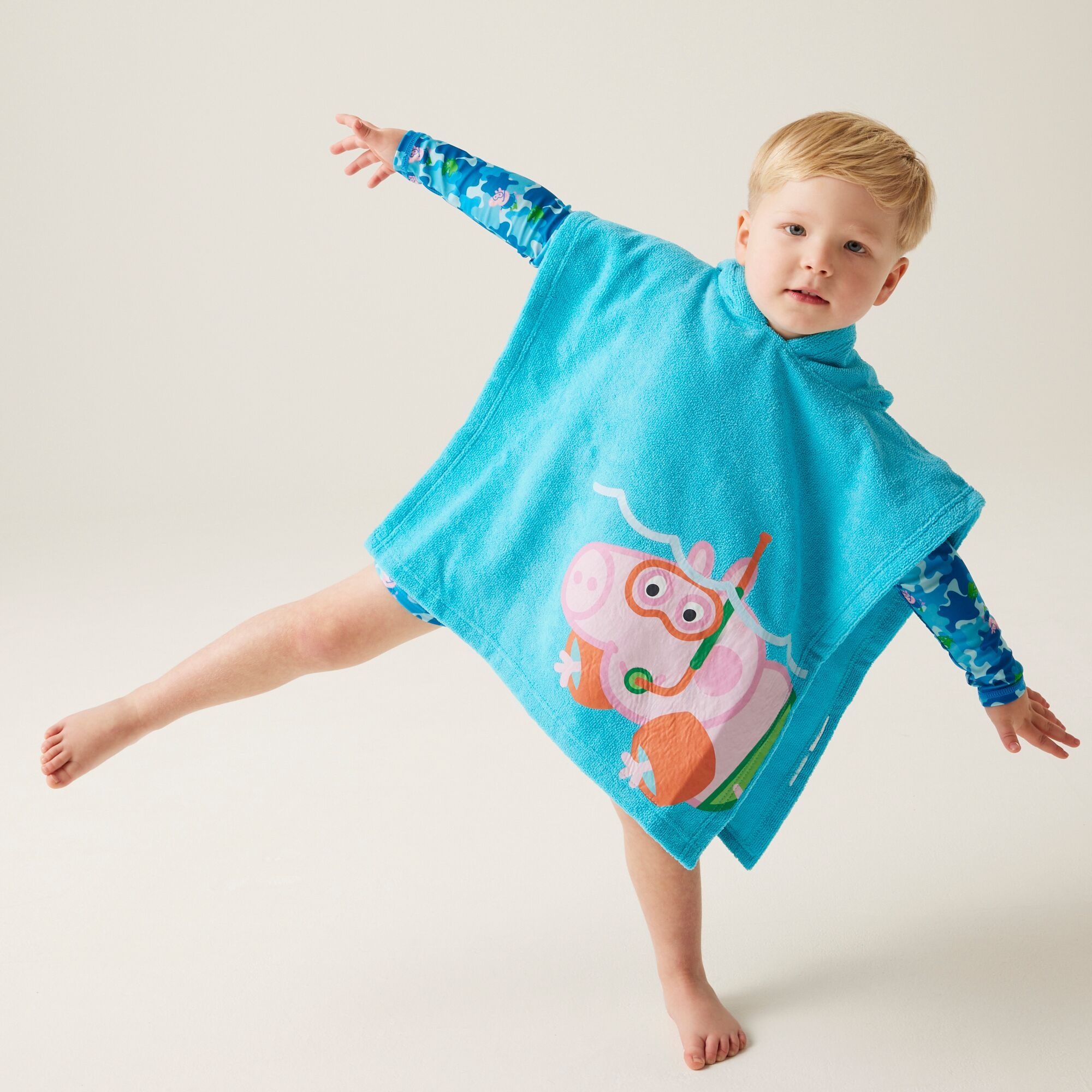 Kids' Peppa Pig Hooded Beach Towel | Atoll Blue