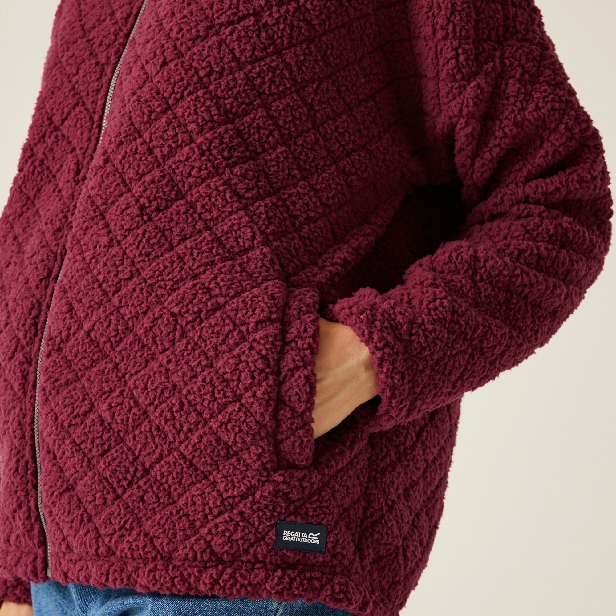 Women's Apphia Full Zip Fluffy Fleece | Rumba Red