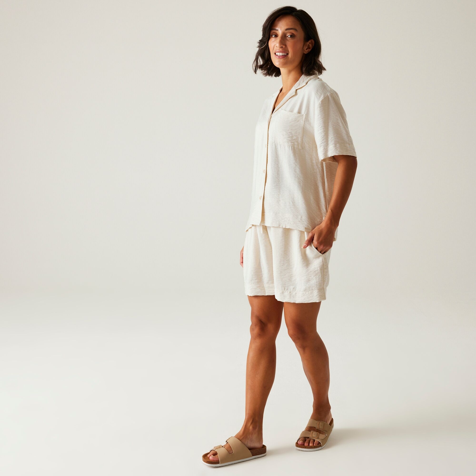 Women's Salise Lightweight Short | Light Vanilla