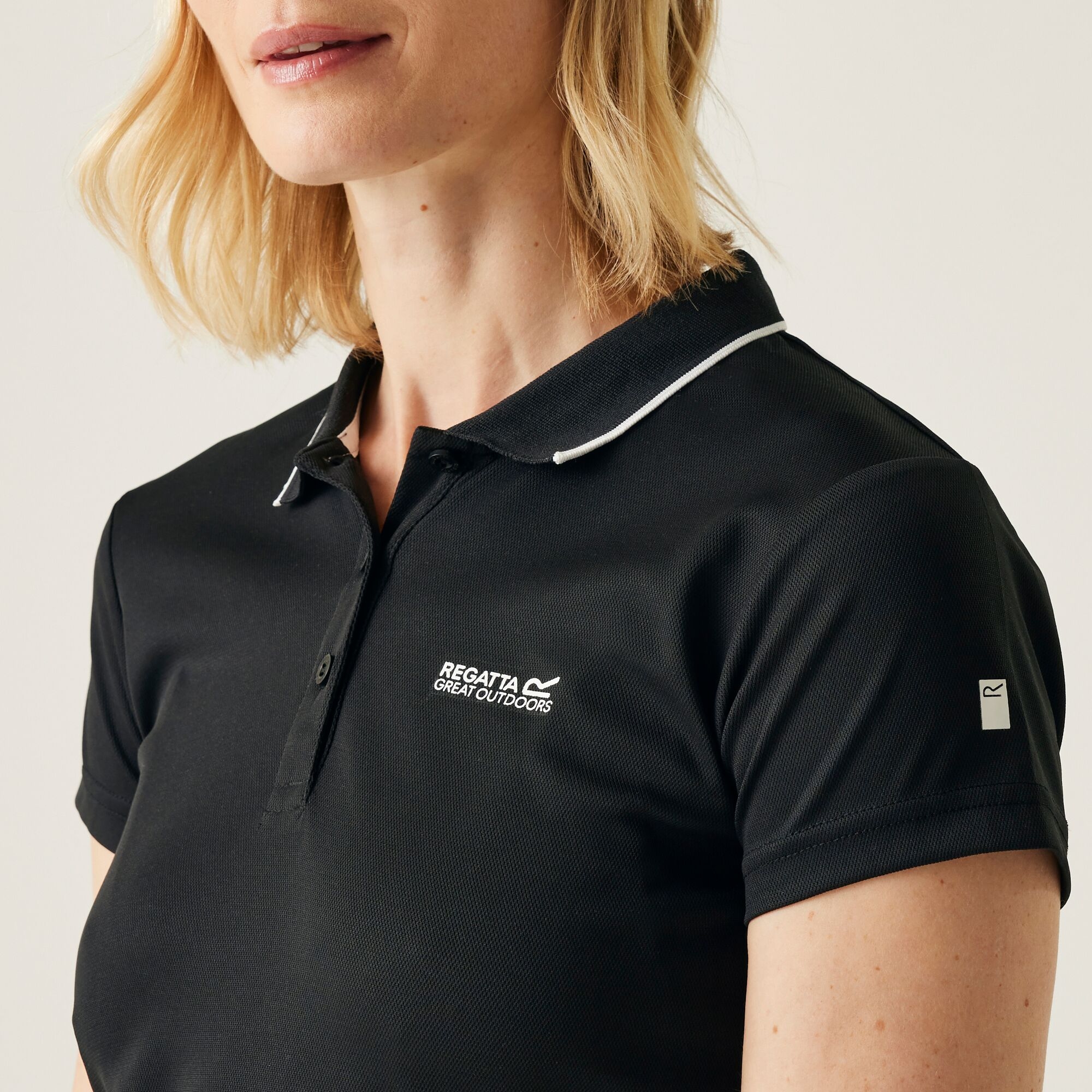 Women's Maverick V Active Polo Shirt | Black