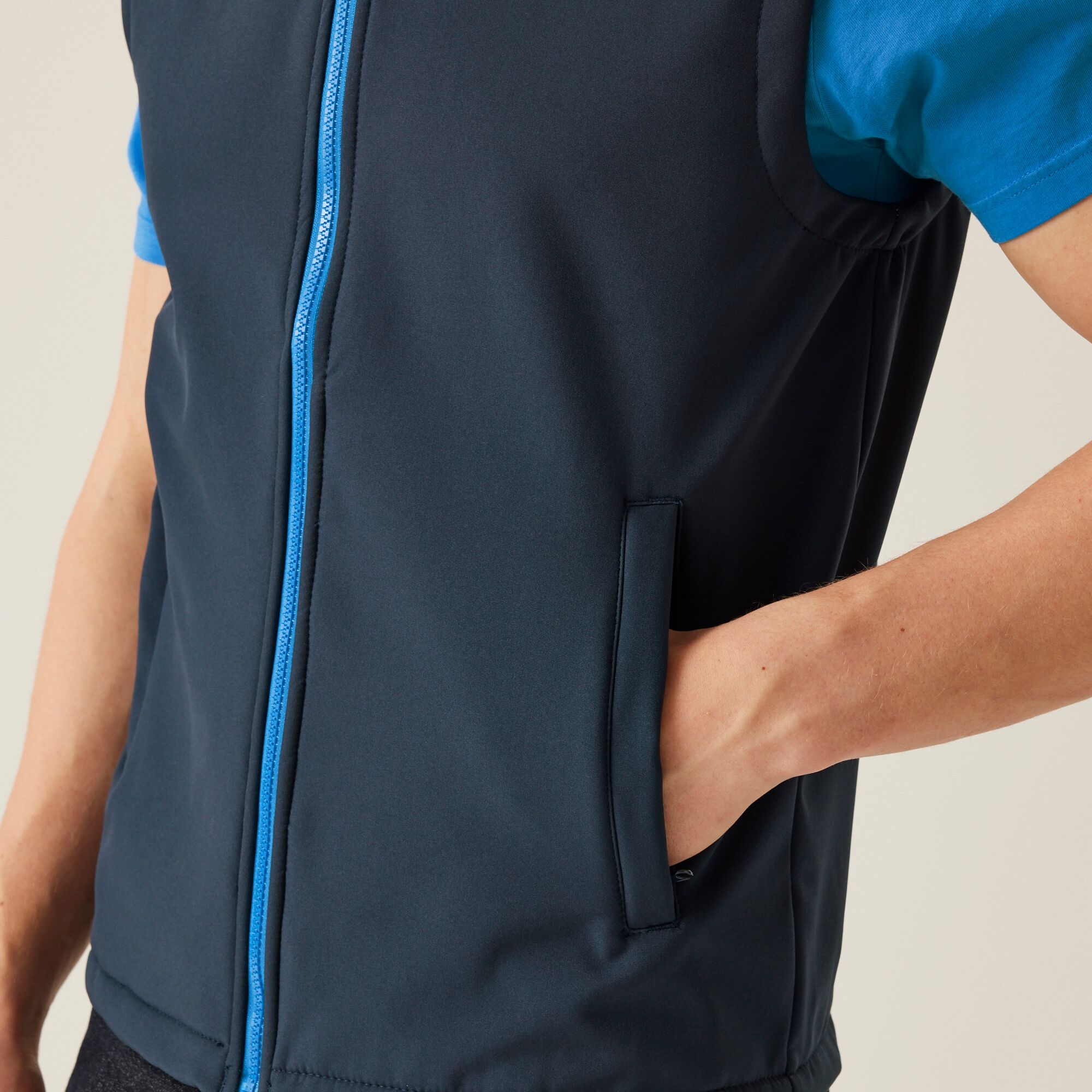 Men's Ablaze Printable Softshell Bodywarmer | Navy French Blue