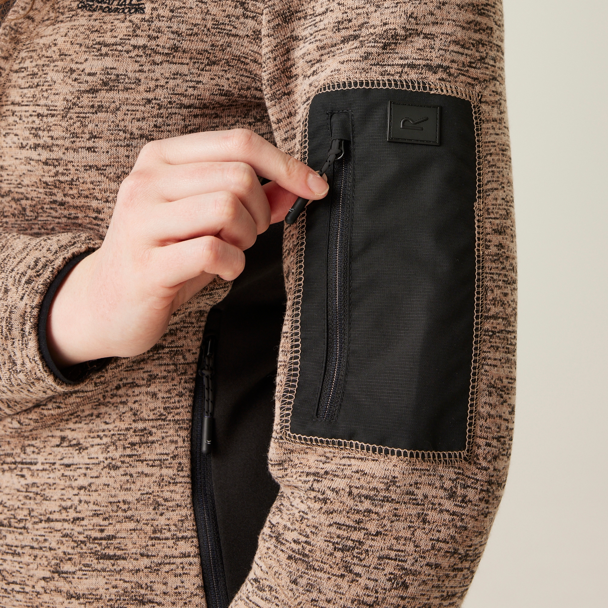 Women's Kemilia Full Zip Fleece | Warm Taupe Black