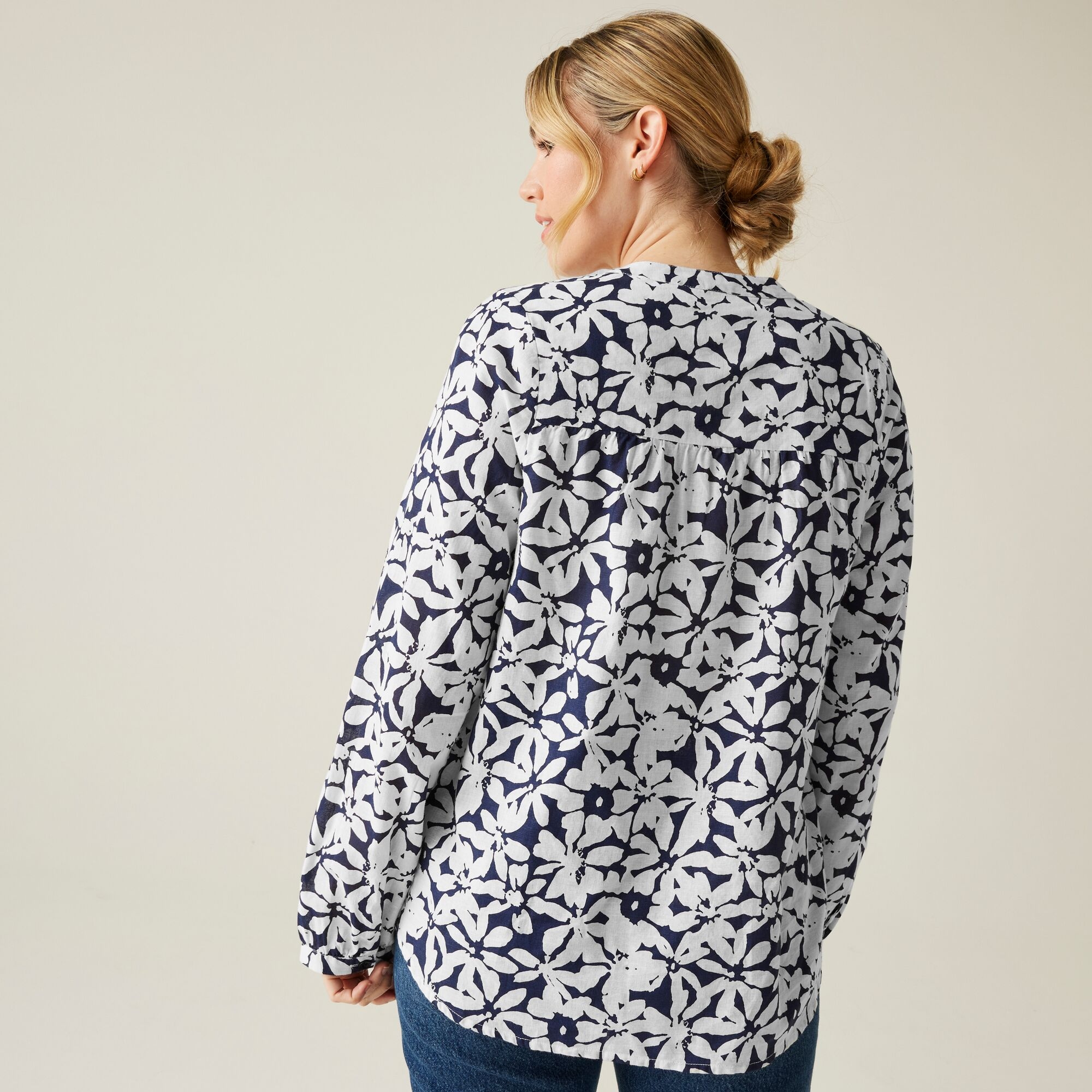 Women's Natine Lightweight Shirt | Navy White Large Floral