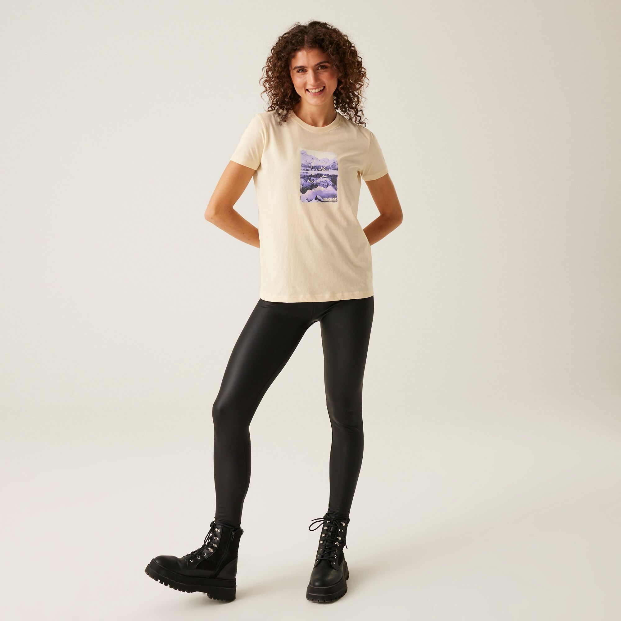 Women's Filandra VX T-Shirt | Light Vanilla Photographic