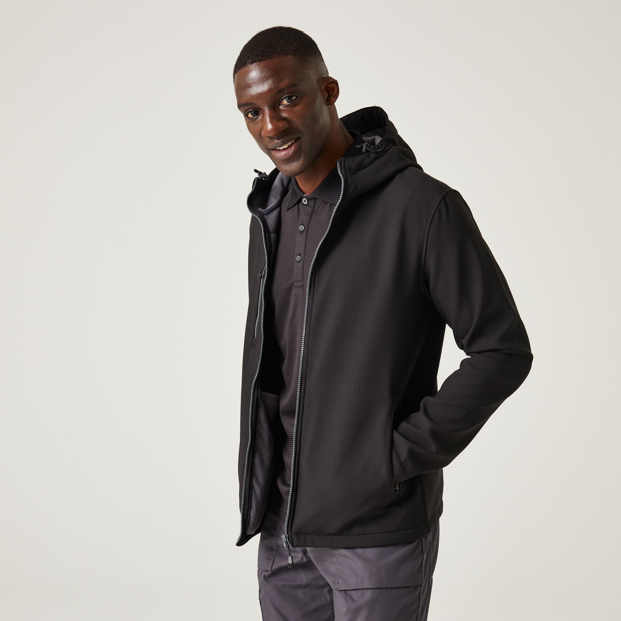 Men's Navigate 2 Layer Hooded Softshell Jacket | Black Seal Grey