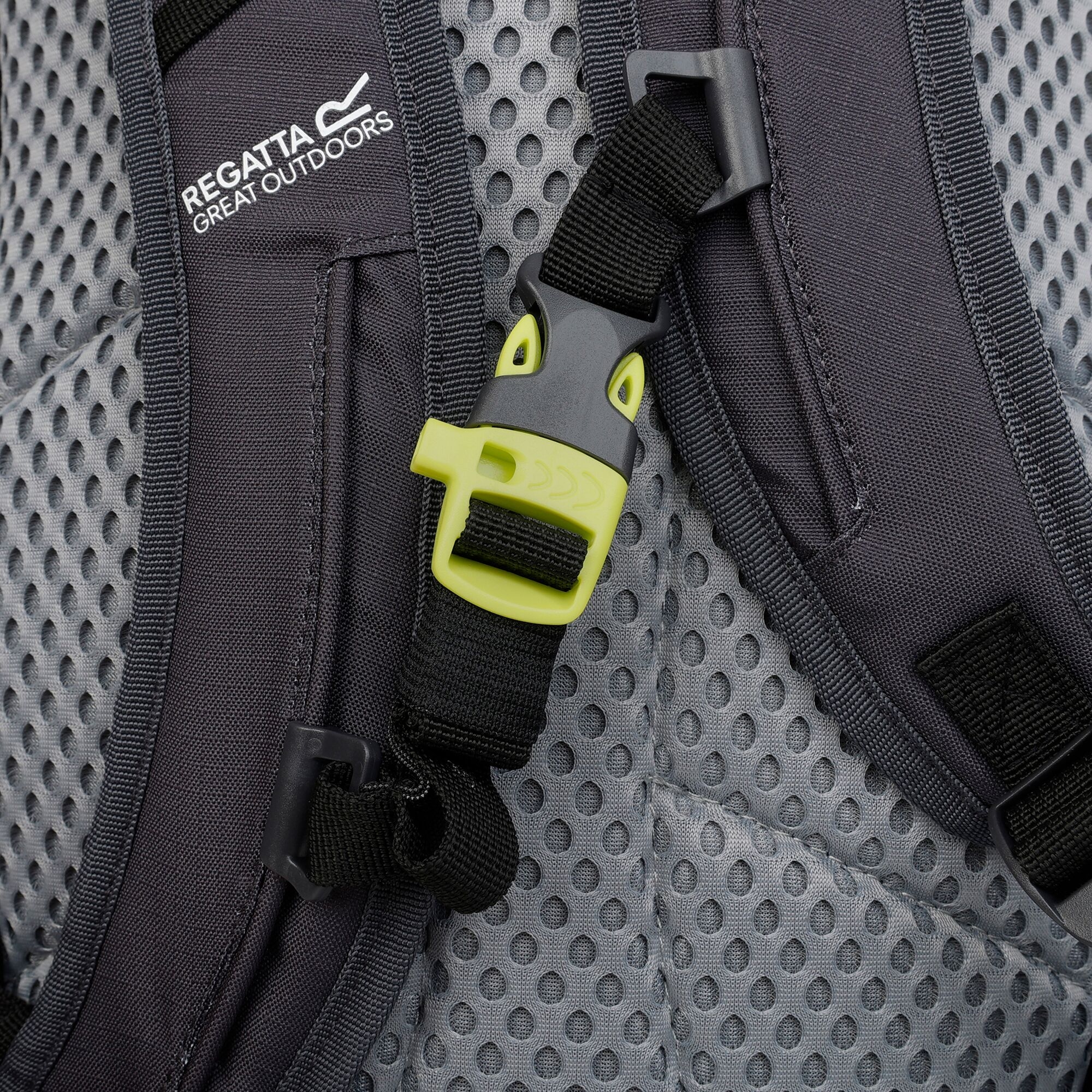 Highton V2 20L Backpack | Black Seal Grey