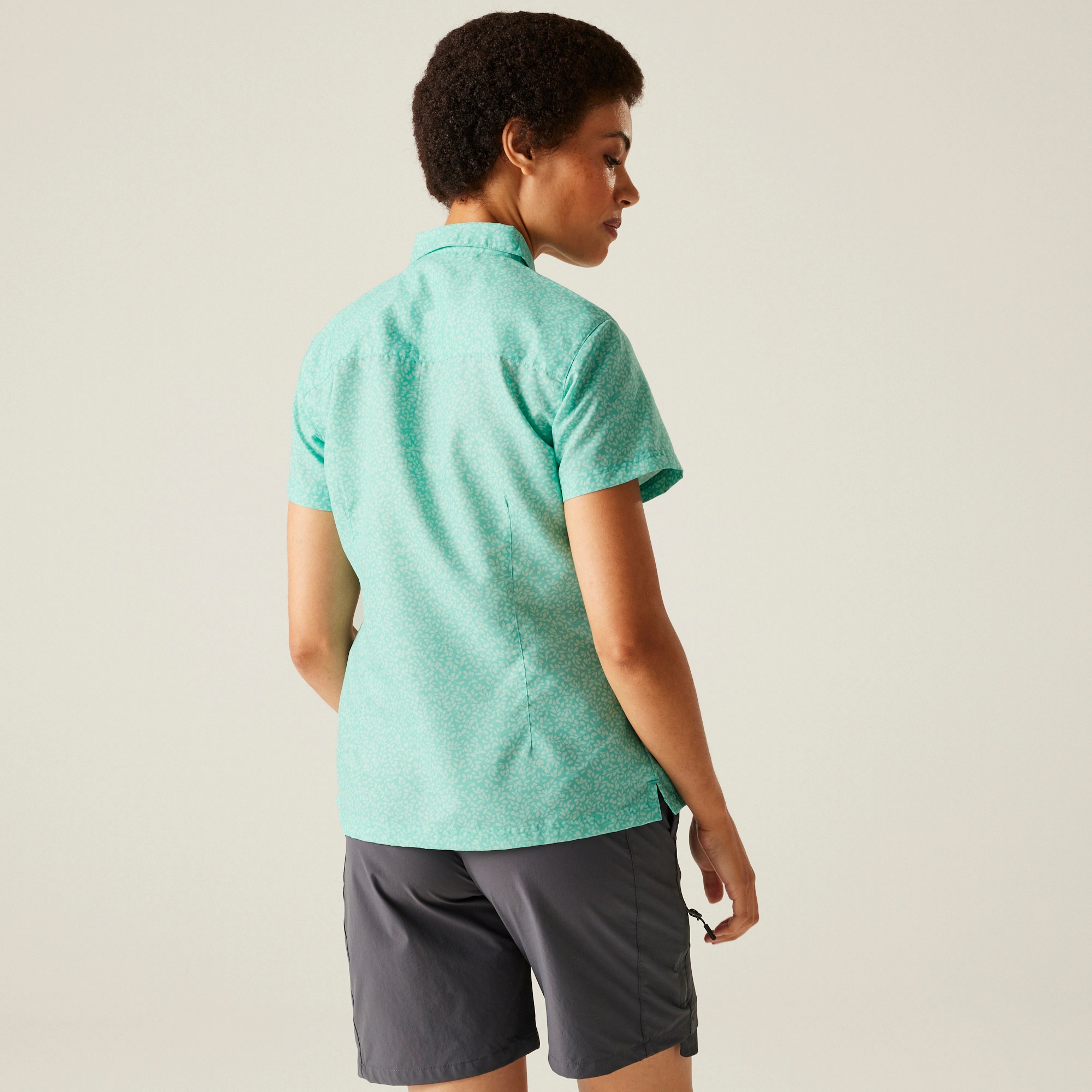 Women's Mindano VIII Short Sleeve Shirt | Aruba Blue Leaf Print