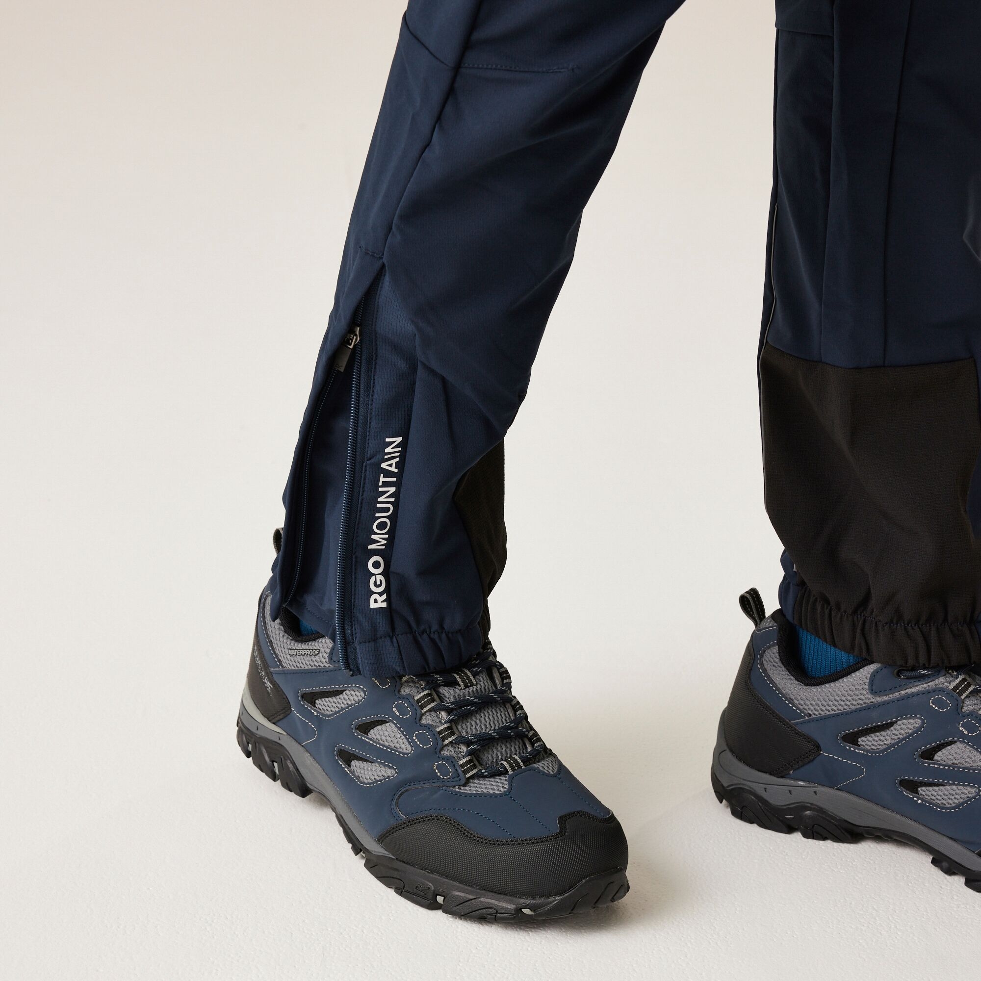 Men's Mountain Walking Trousers | Navy