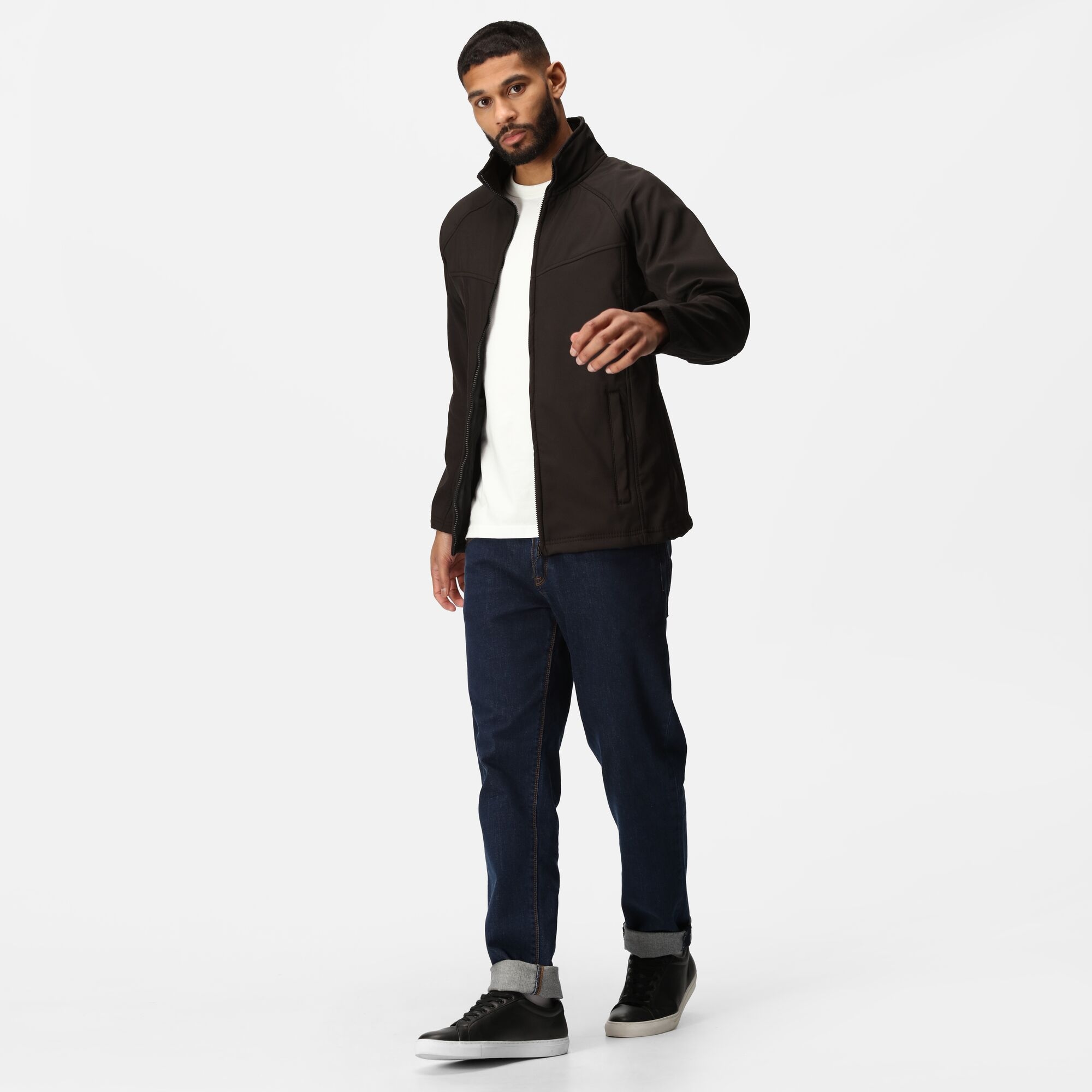 Men's Uproar Softshell Jacket | Black