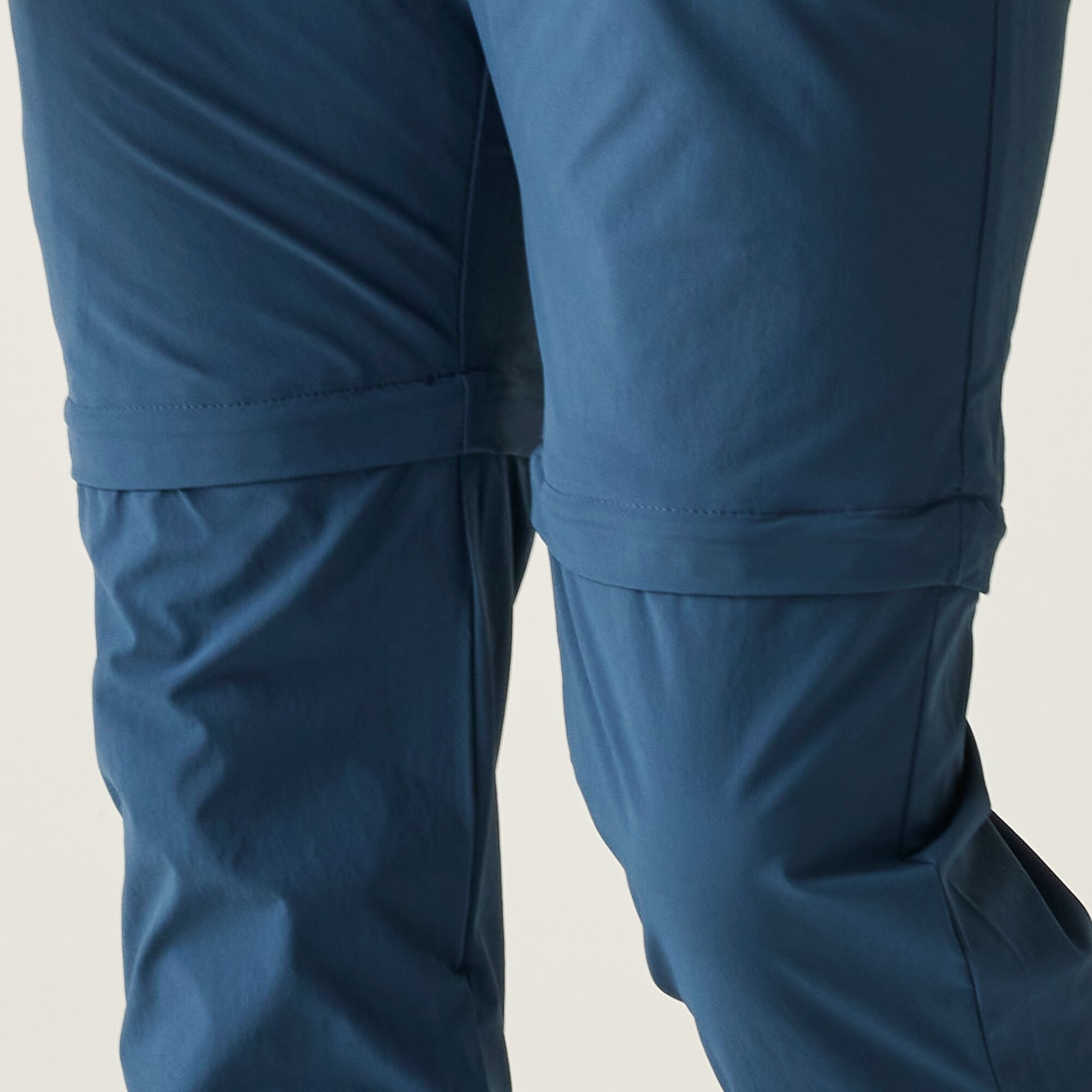 Men's Travel Light Zip Off Packaway Trousers | Moonlight Denim