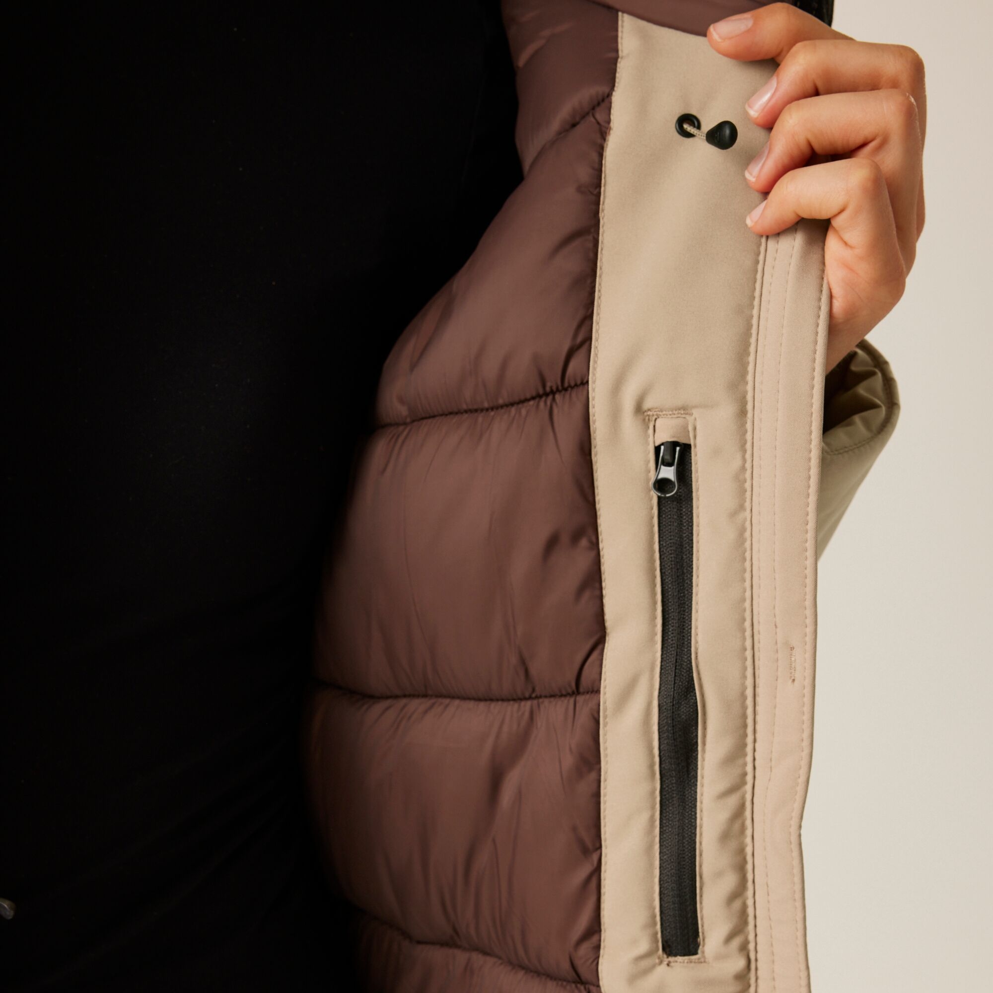 Women's Yewbank IV Waterproof Jacket | Warm Taupe Bueno