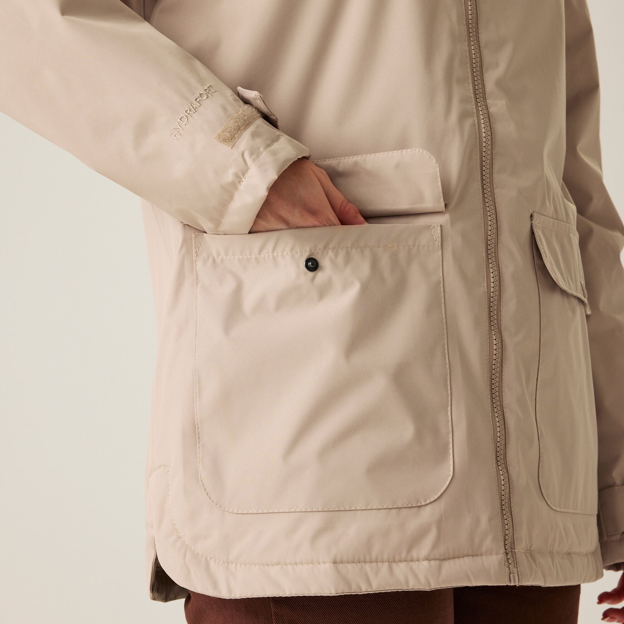 Women's Broadia Waterproof Jacket | Warm Taupe Light Vanilla