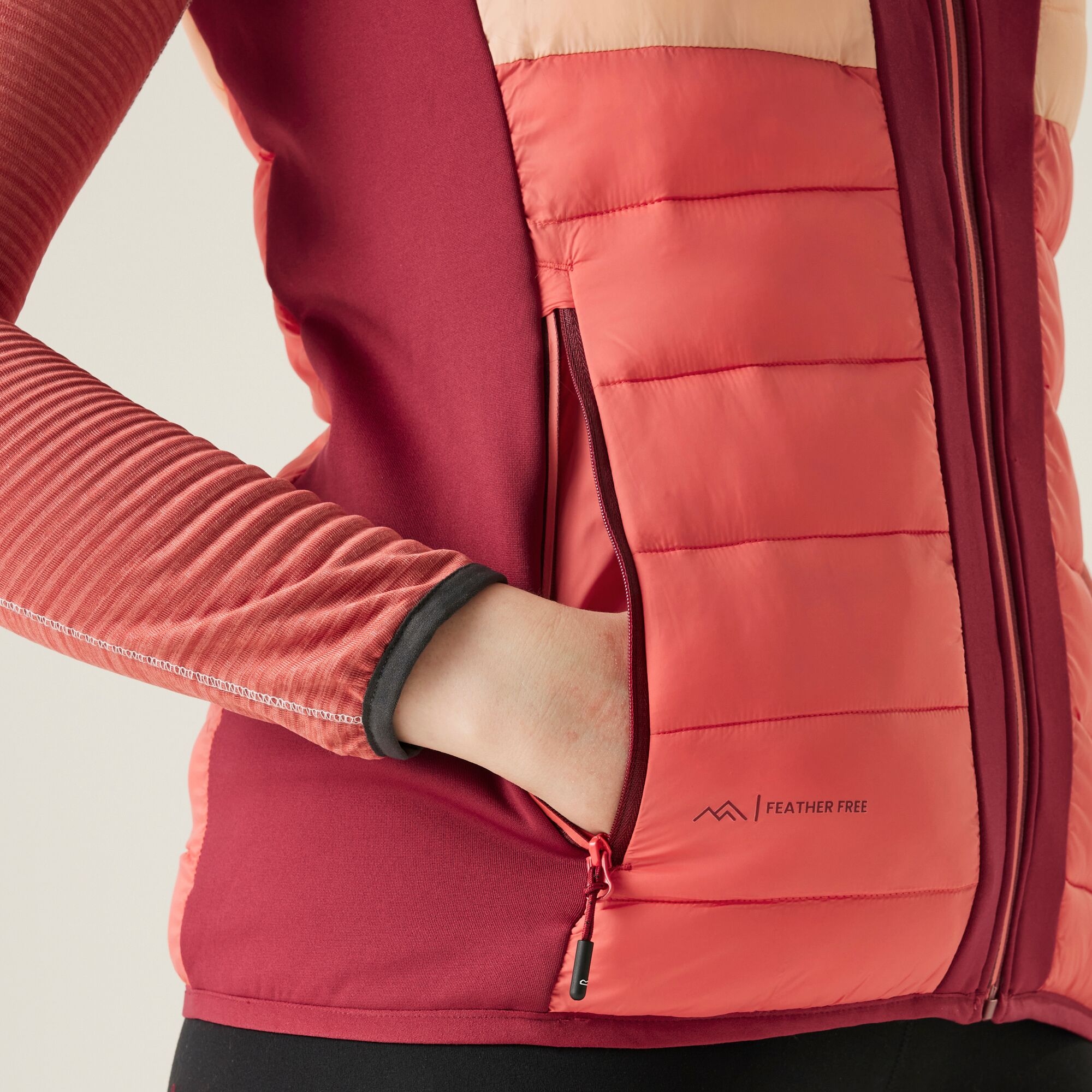 Women's Leedre Hybrid Bodywarmer | Rumba Red Mineral Red