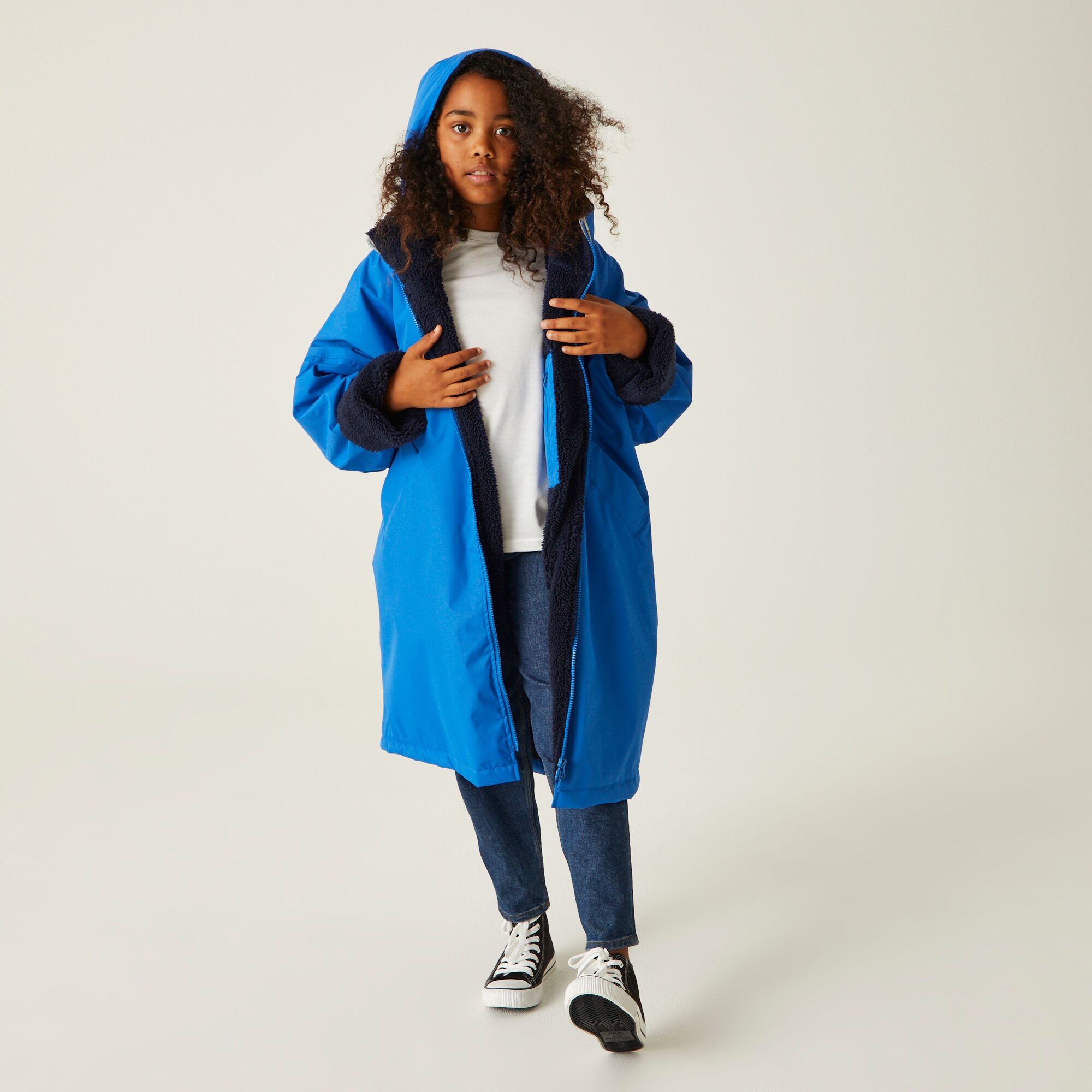 Junior Waterproof Changing Robe | Oxford Blue Navy