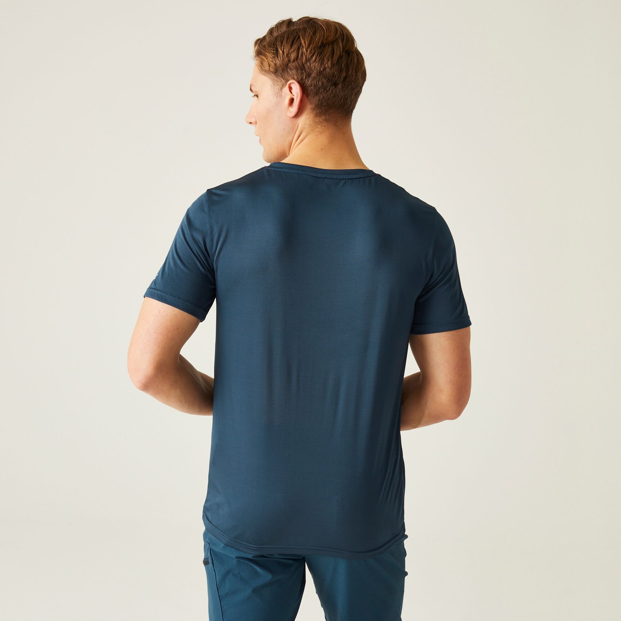 Men's Fingal V-Neck T-Shirt | Moonlight Denim