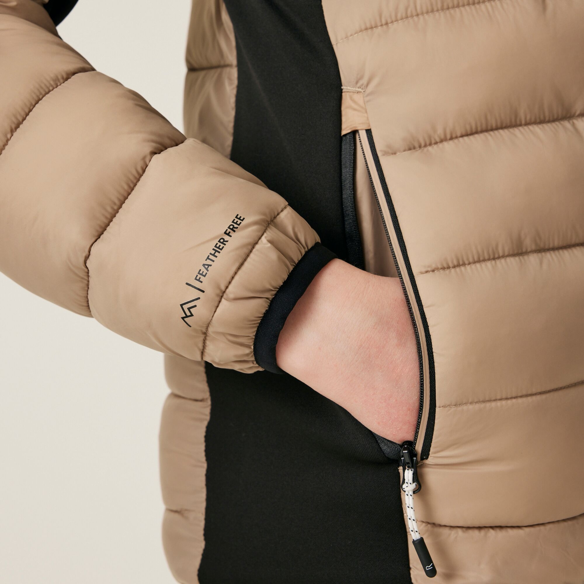 Women's Leedre Hooded Hybrid Jacket | Black Warm Taupe
