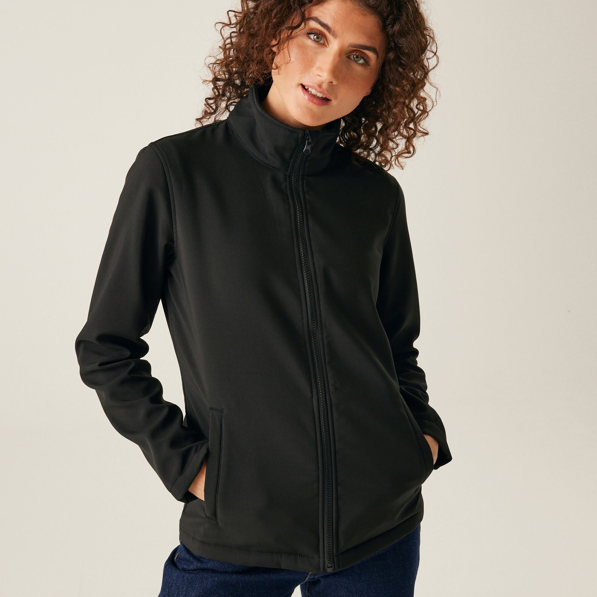 Women's Ablaze Printable Softshell Jacket | Black