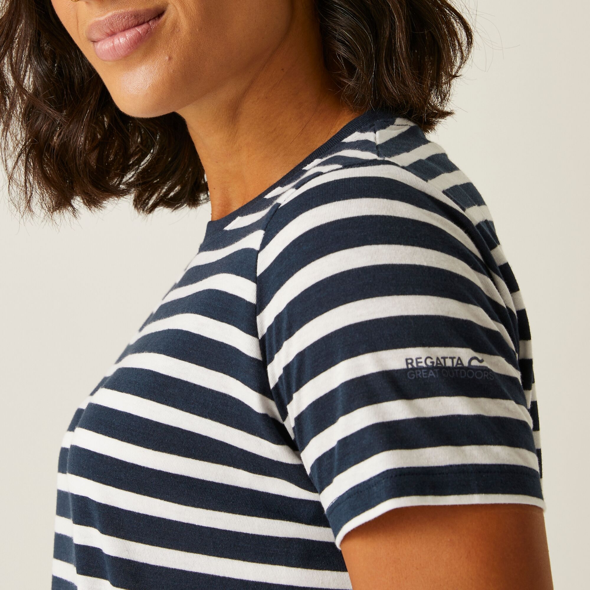 Women's Bayletta Short Sleeve T-Shirt | Navy White Stripe