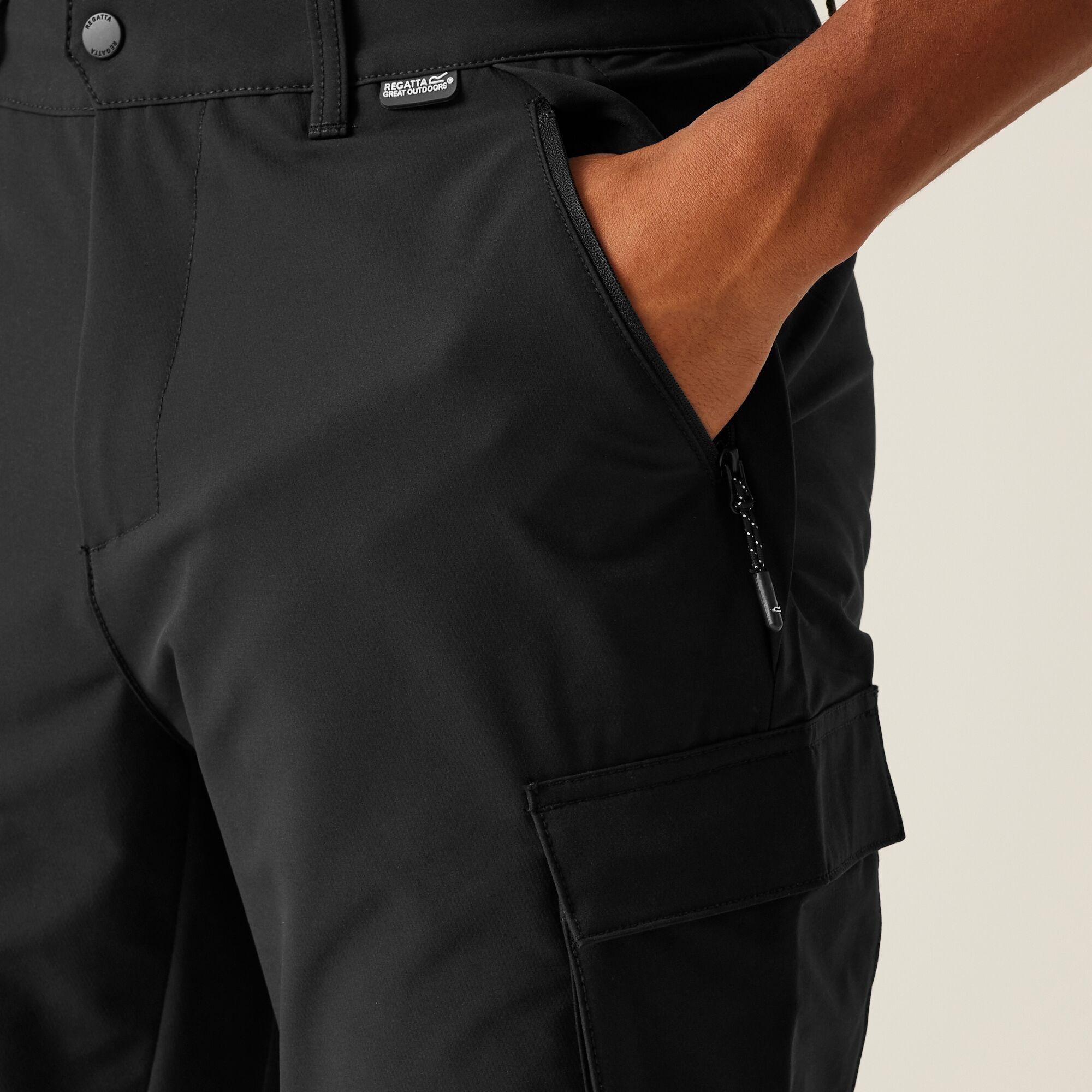 Men's Questra Cargo Trousers | Black