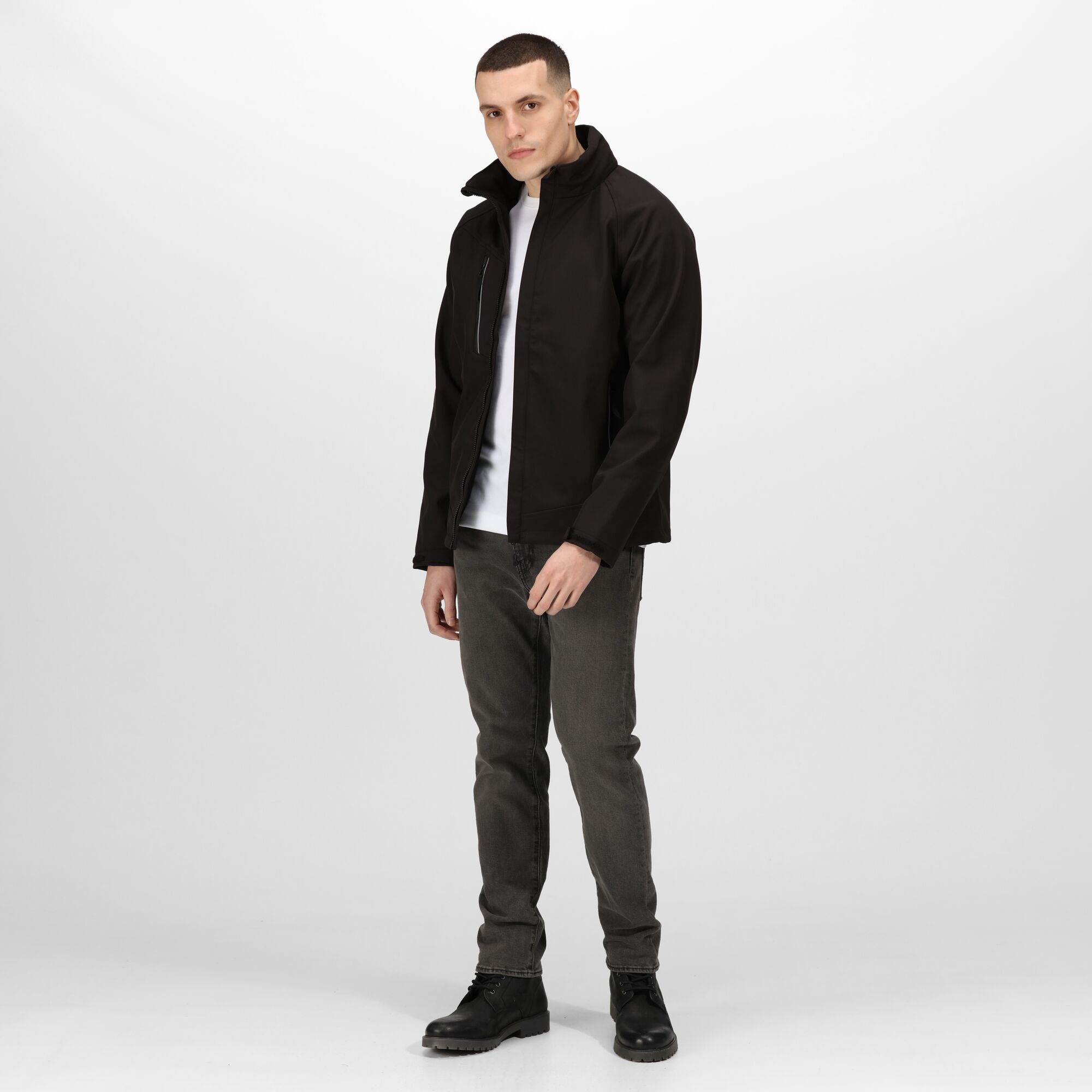 Men's Apex Breathable Membrane Softshell Jacket | Black