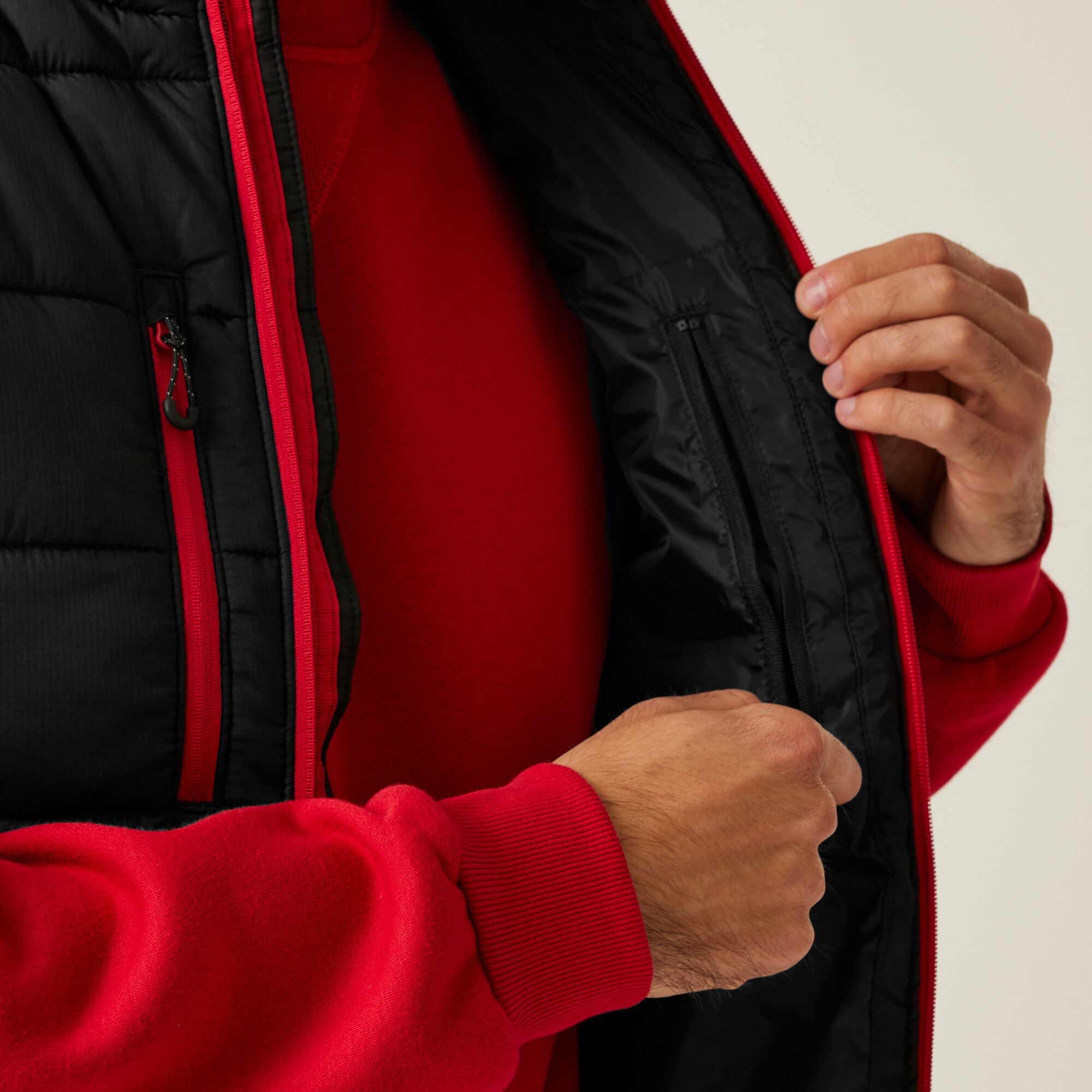Men's Navigate Thermal Bodywarmer | Black Classic Red