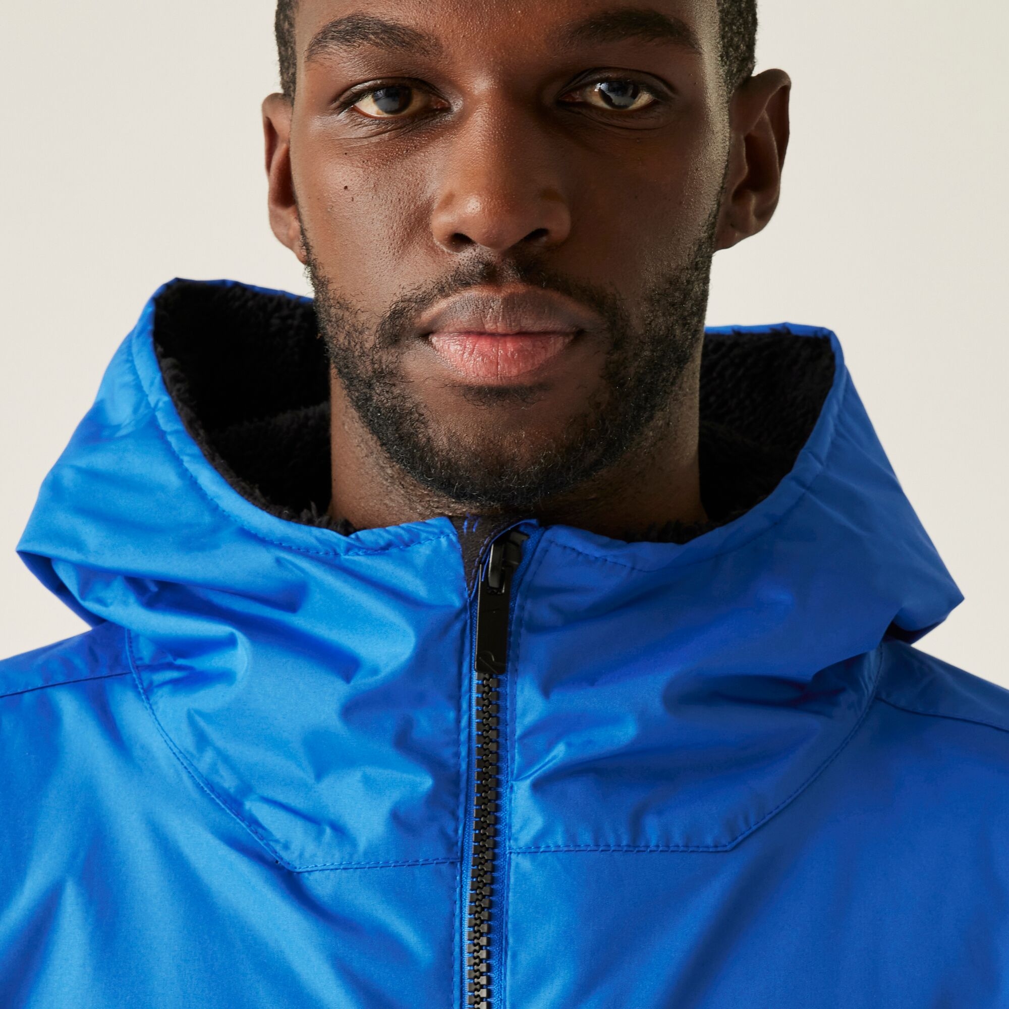 Adult's Waterproof Changing Robe | Oxford Blue