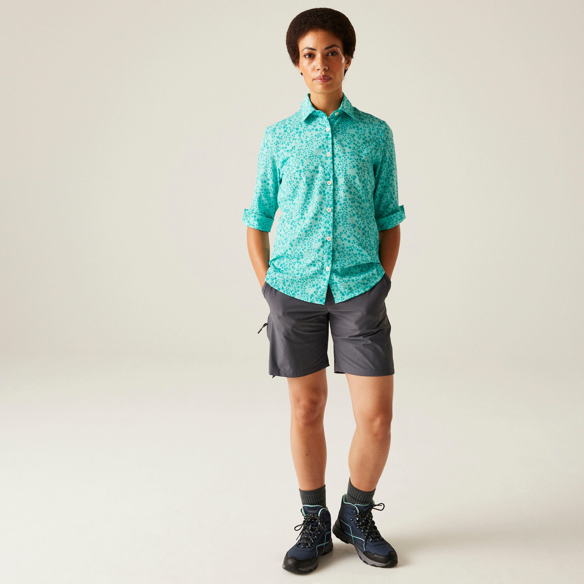 Women's Kinnis Lightweight Shirt | Aruba Blue Meadow Print